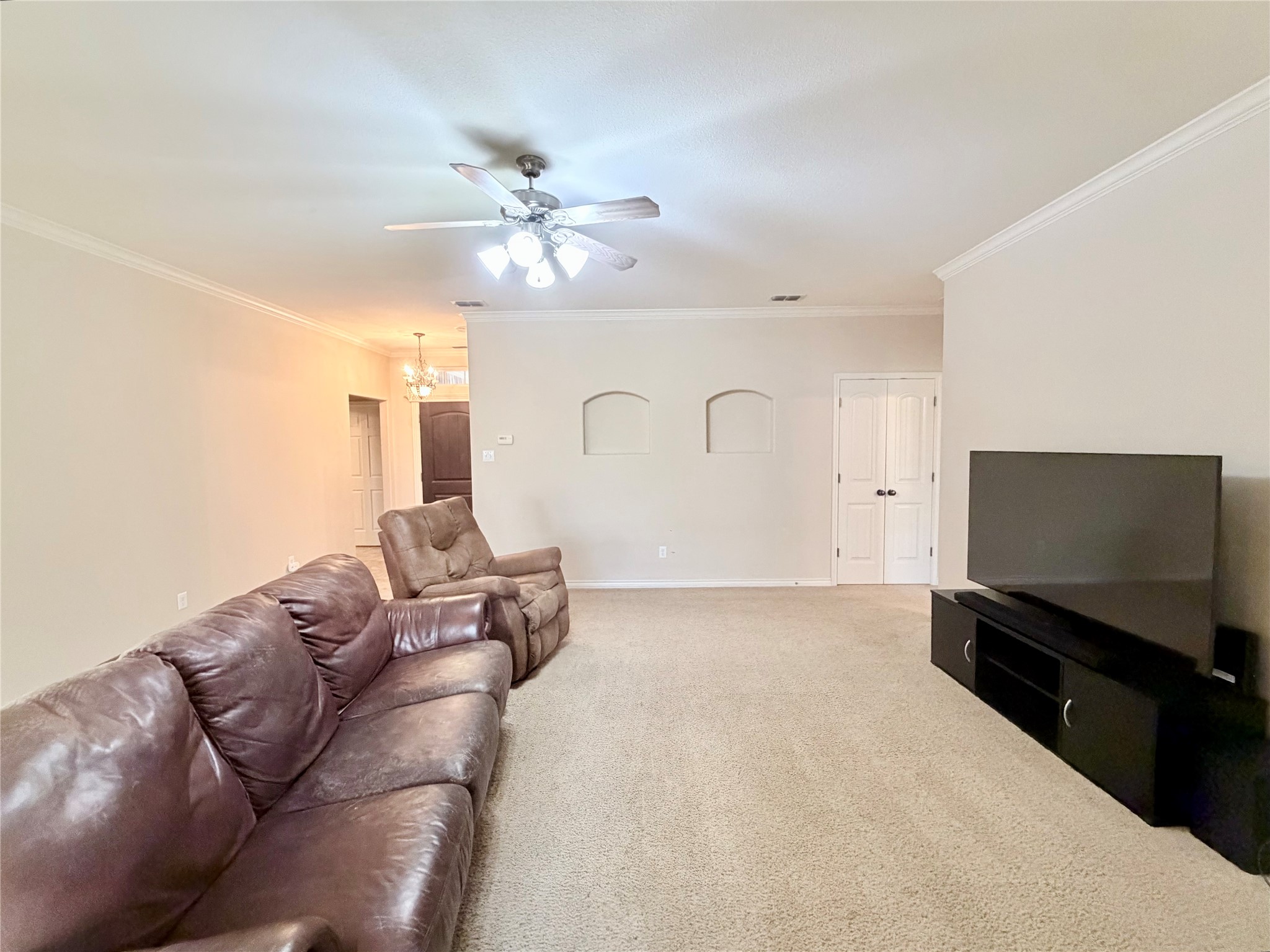 5617 Yellow Brick Road