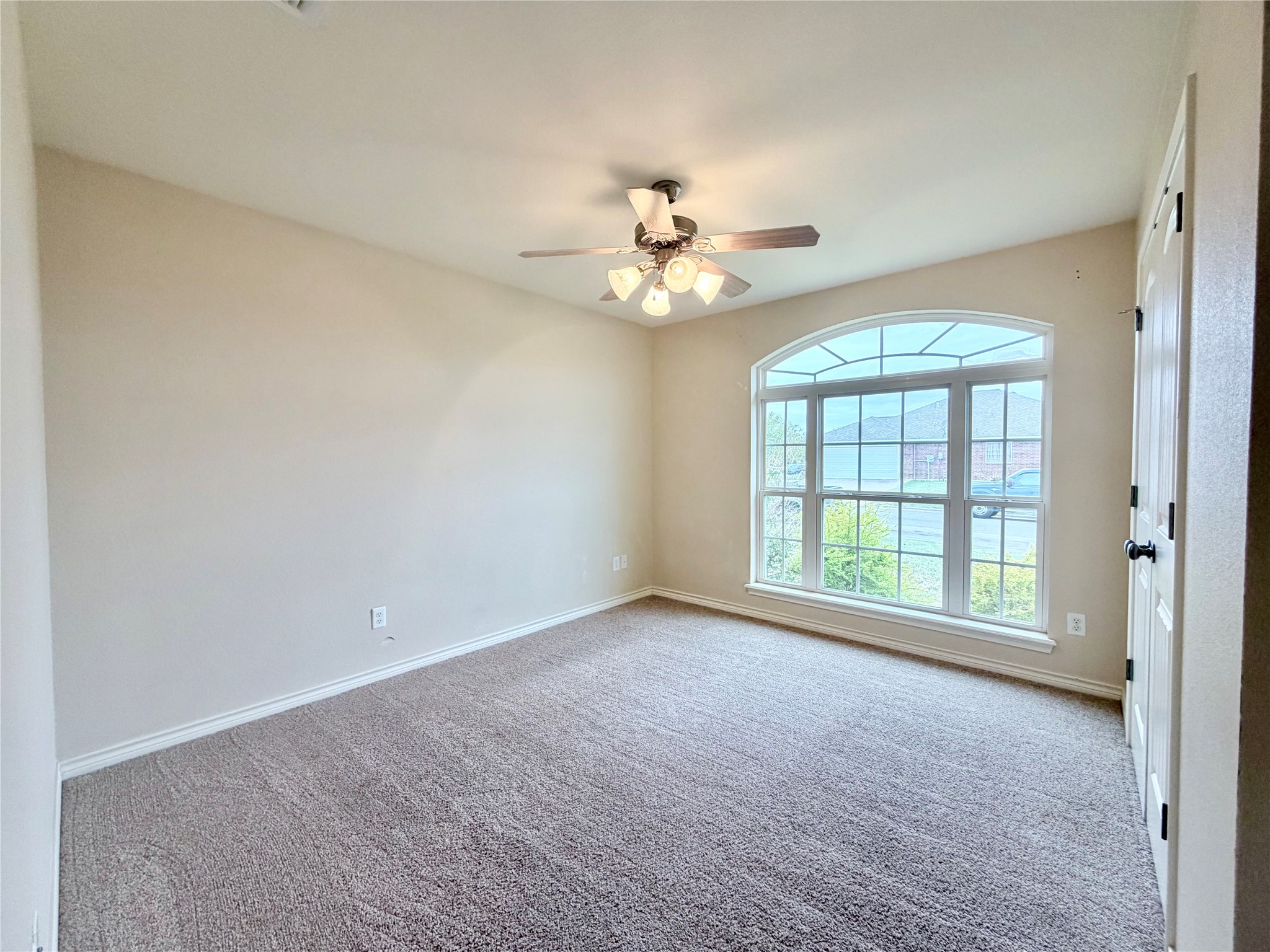 5617 Yellow Brick Road