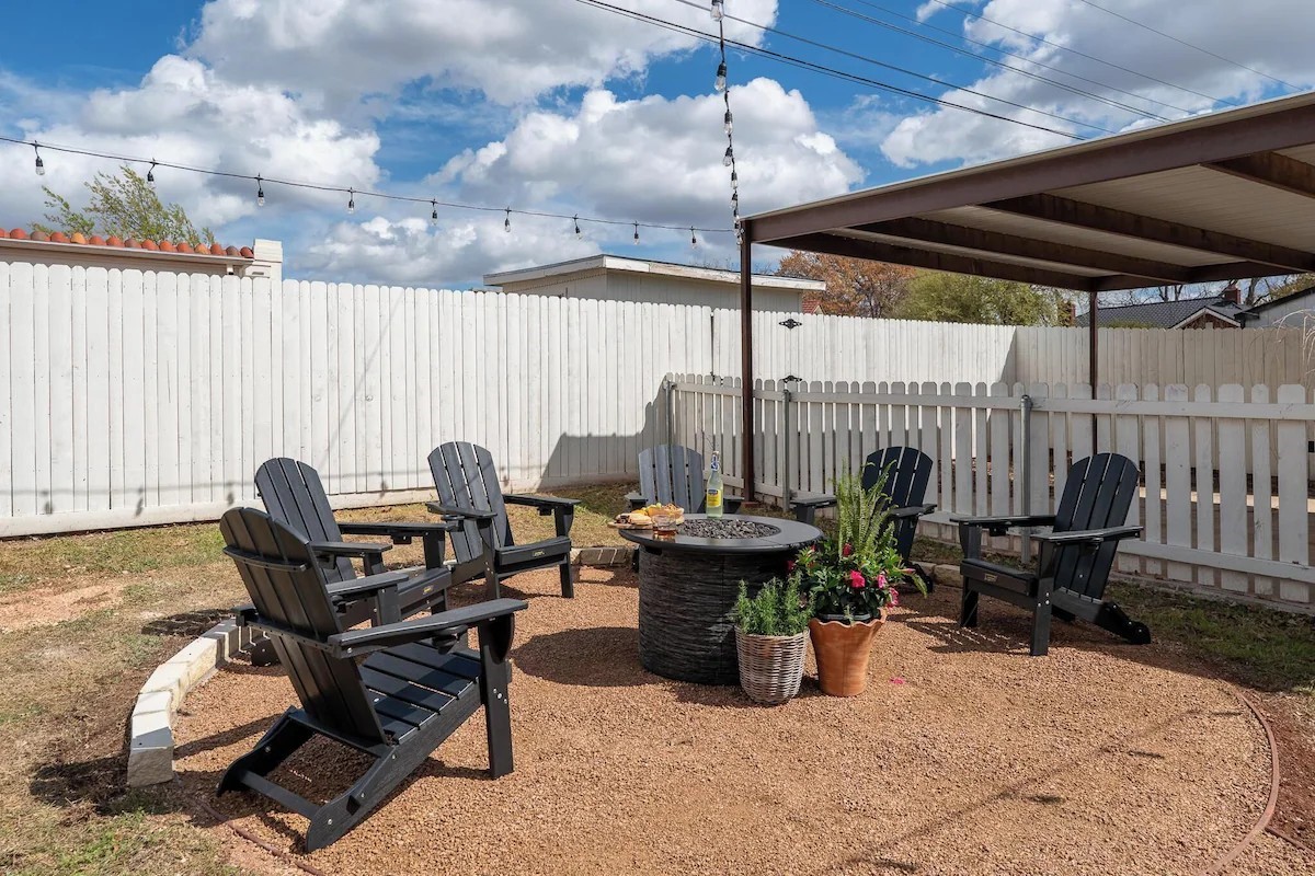 1033 Highland Avenue