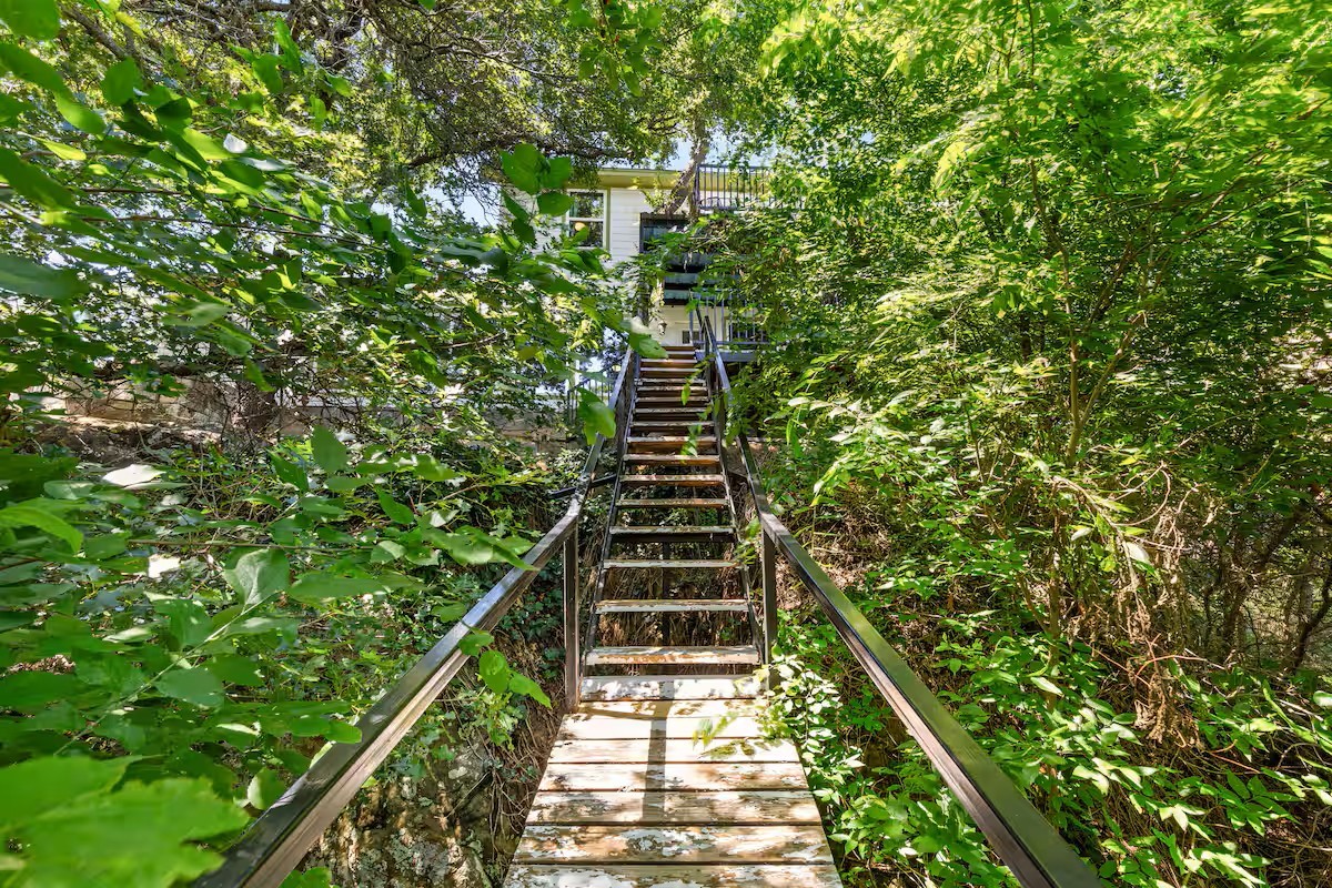 8214 County Road 607