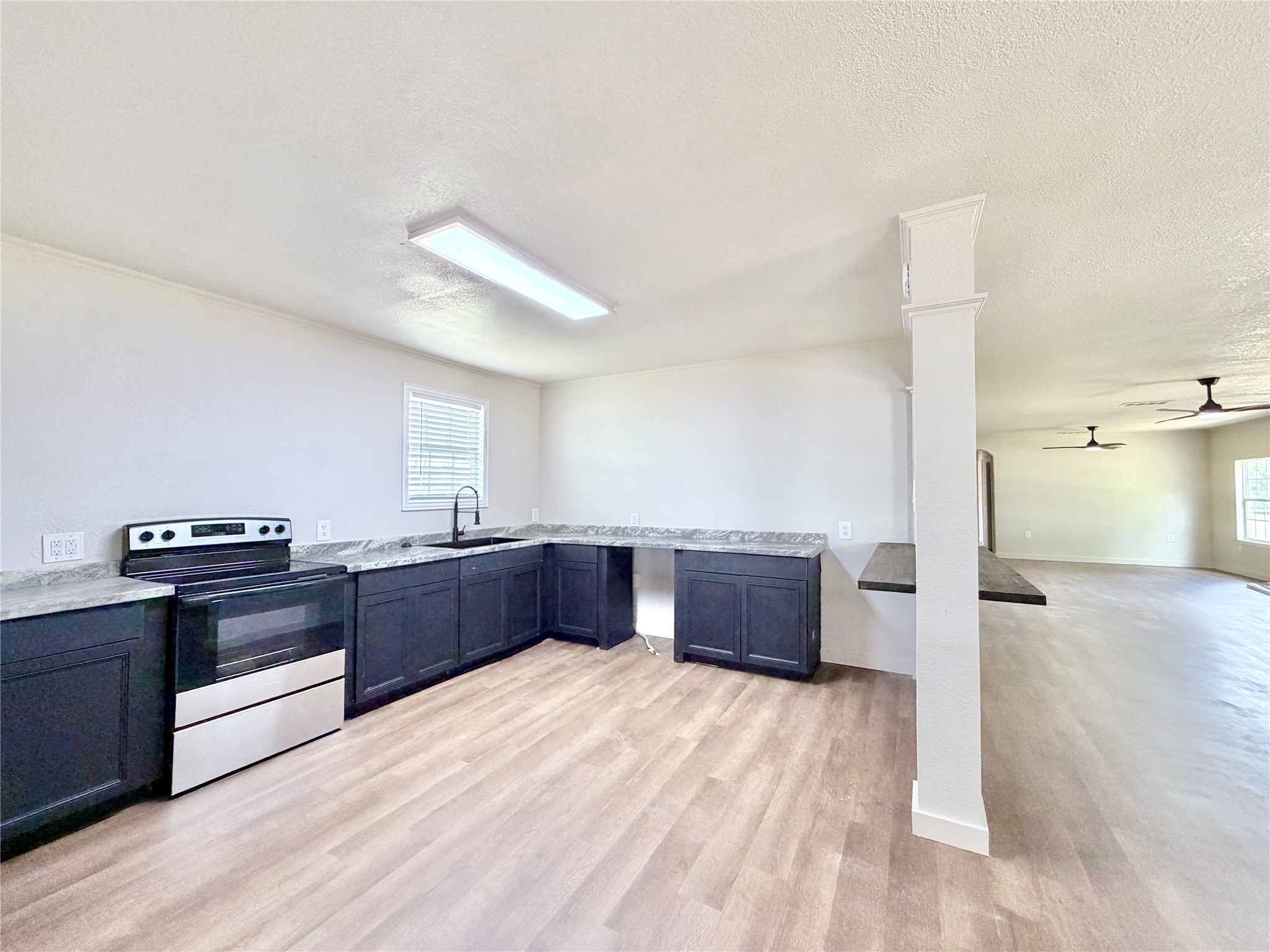 1220 Avenue G