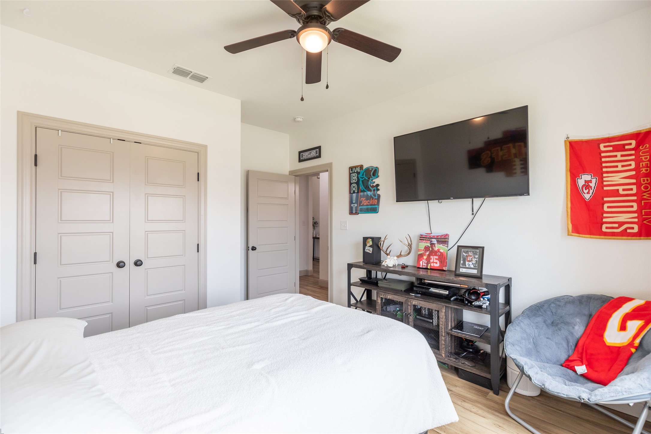 350 Bella Way
