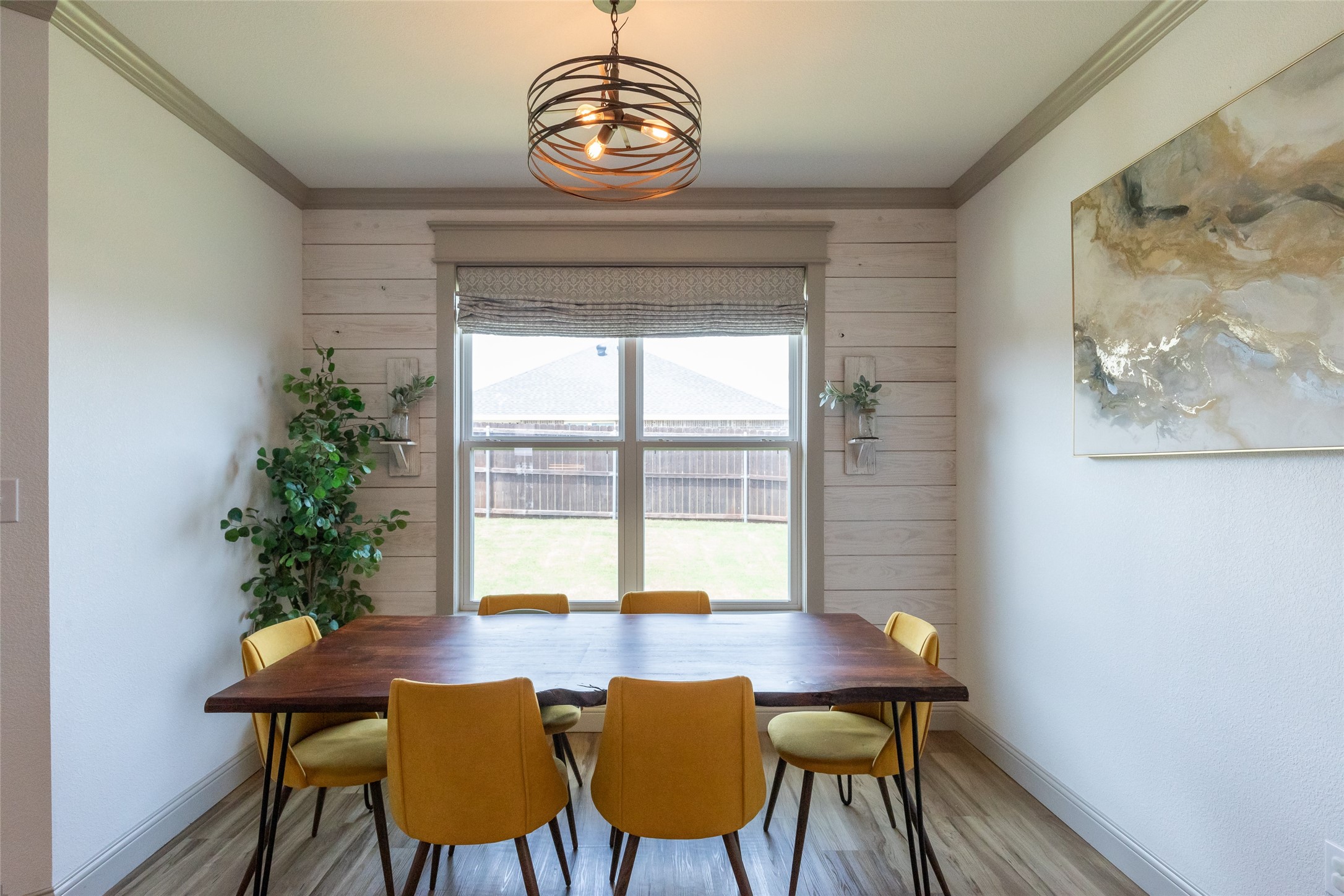 350 Bella Way
