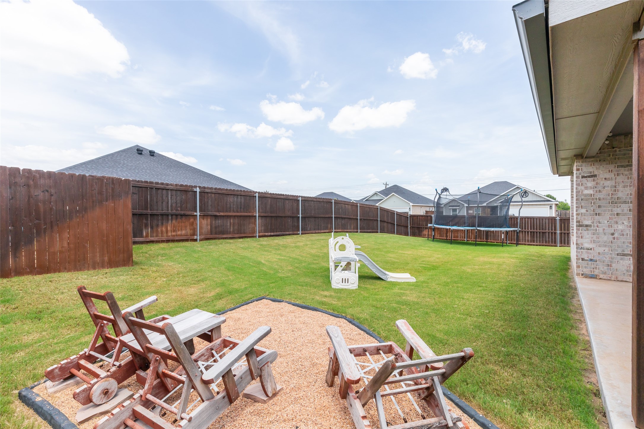 350 Bella Way