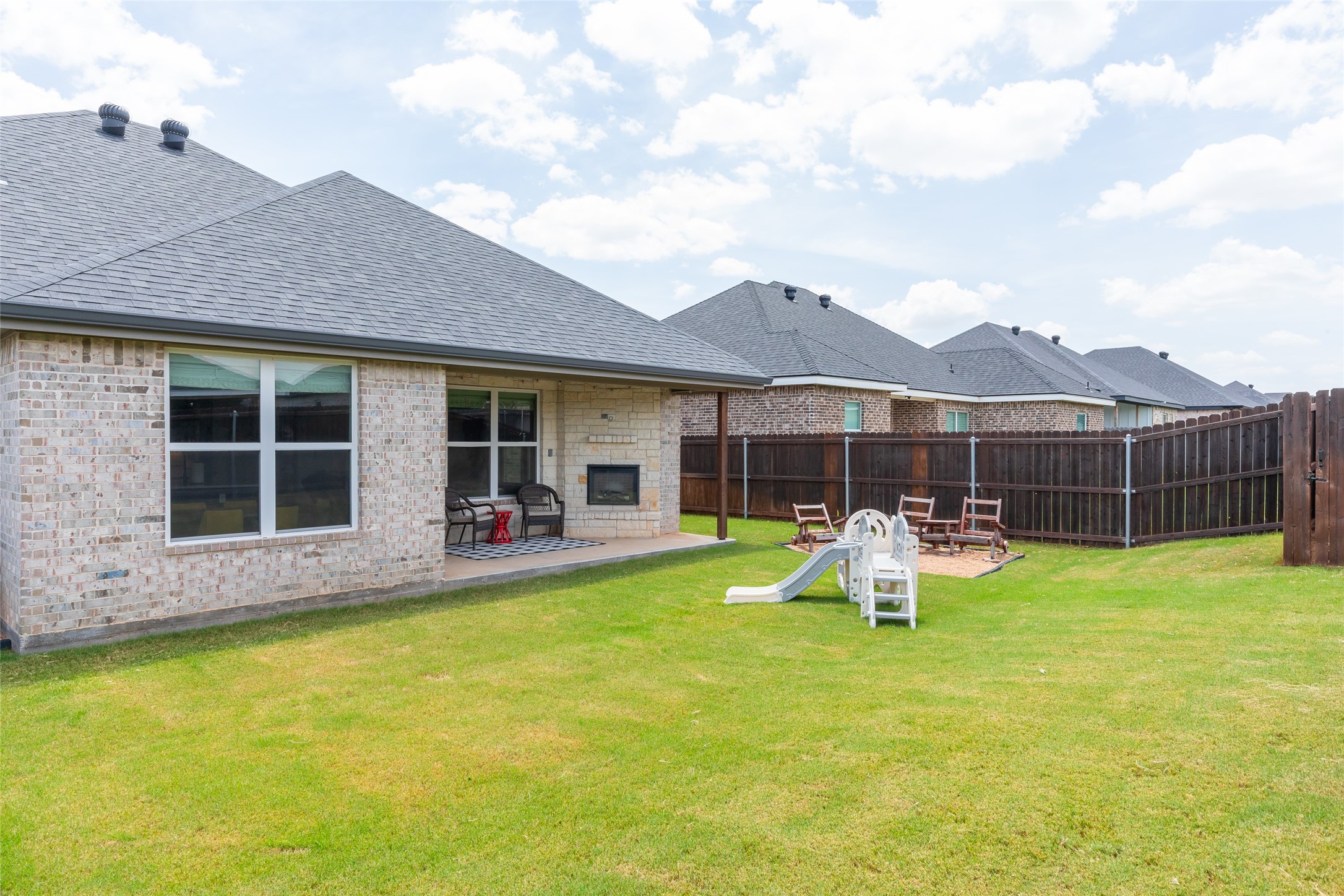 350 Bella Way