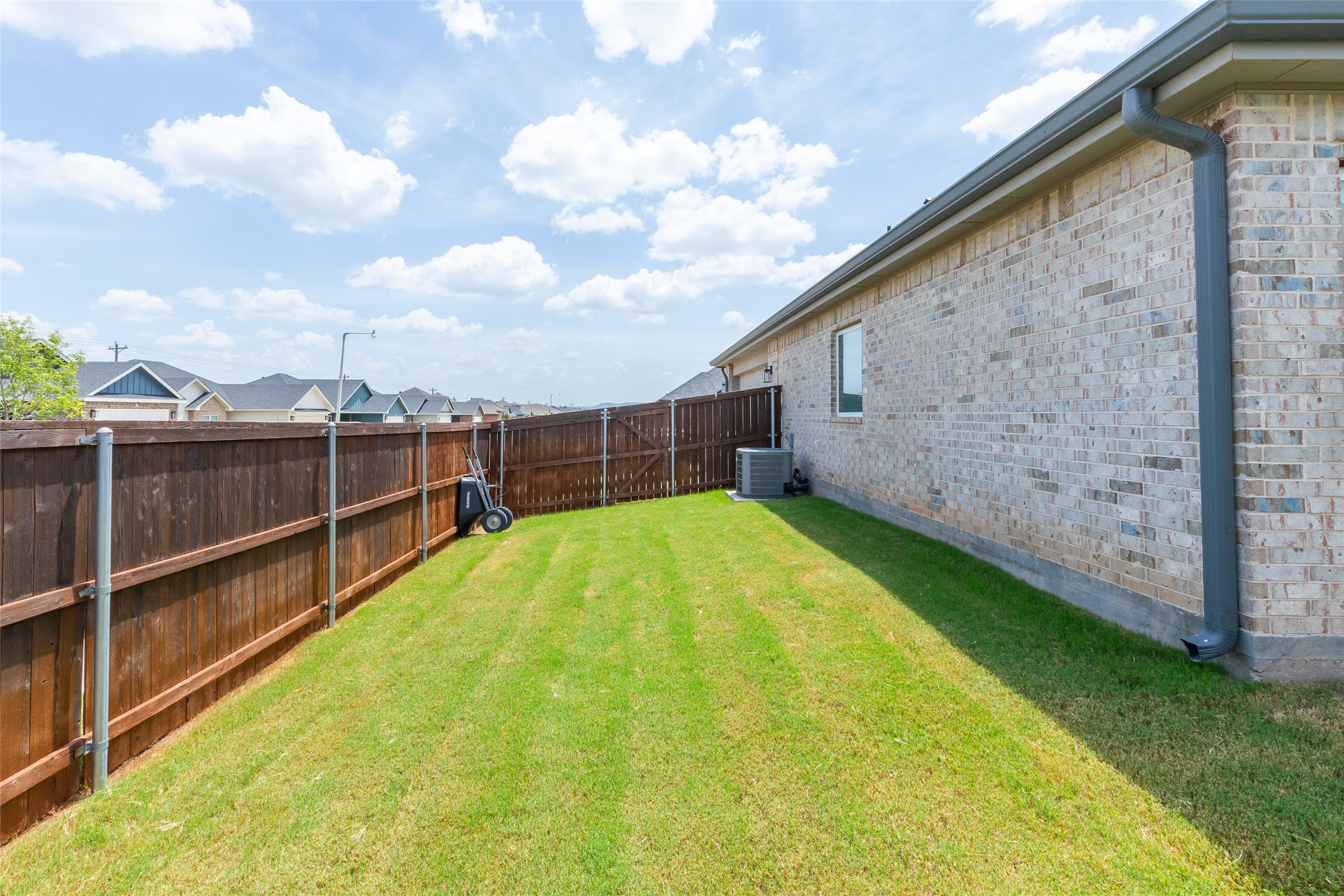 350 Bella Way
