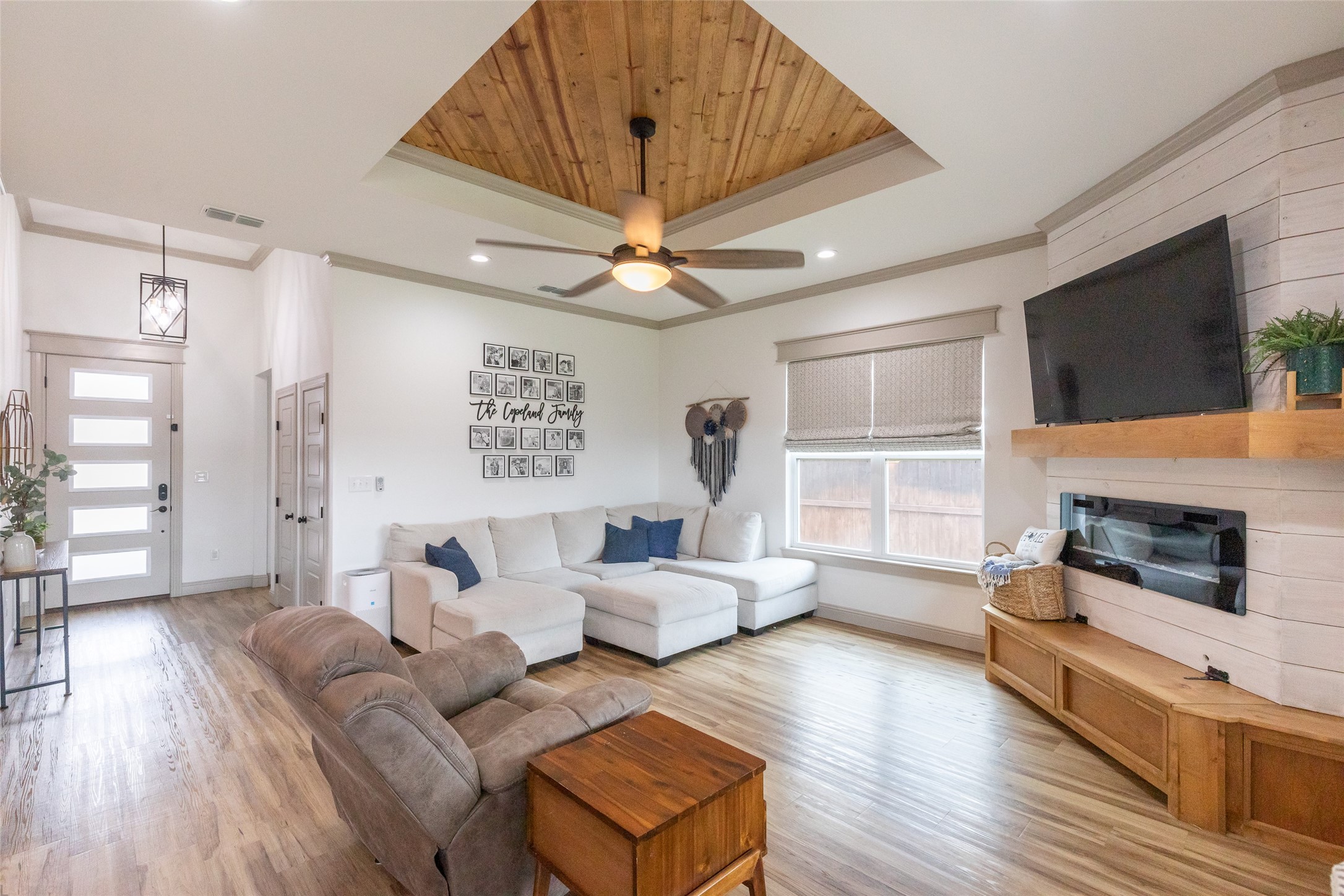 350 Bella Way
