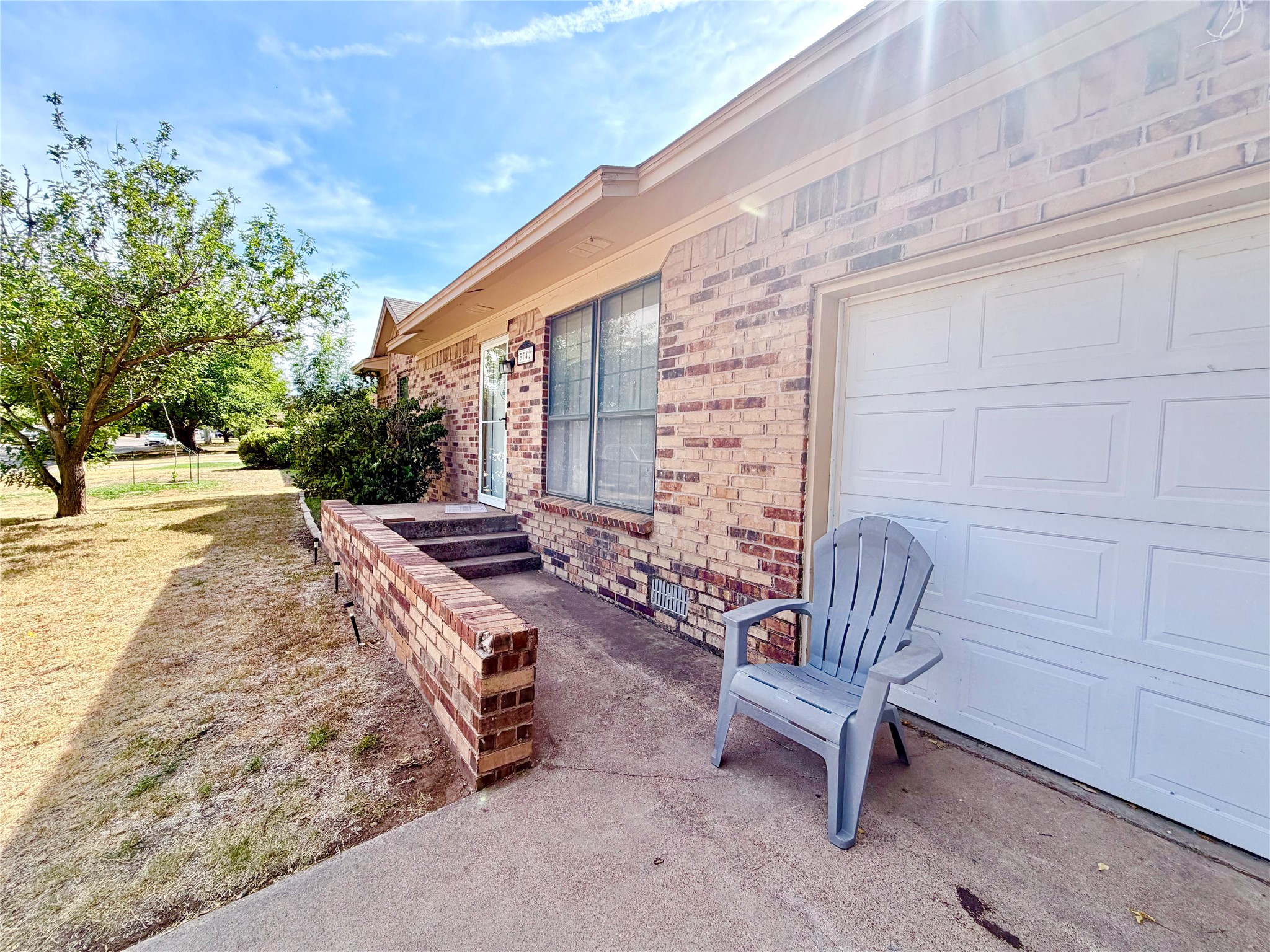 3742 Trinity Lane