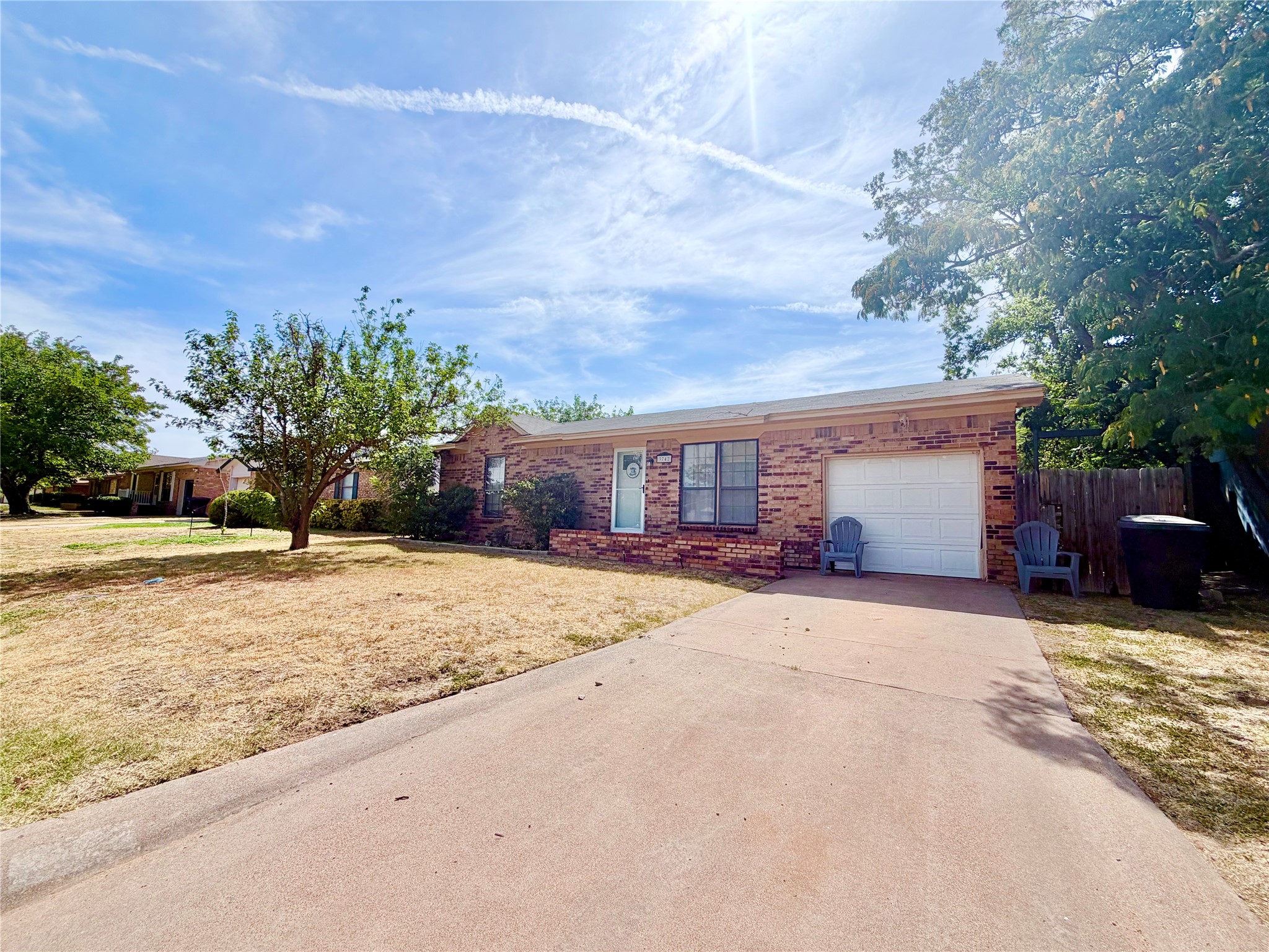 3742 Trinity Lane