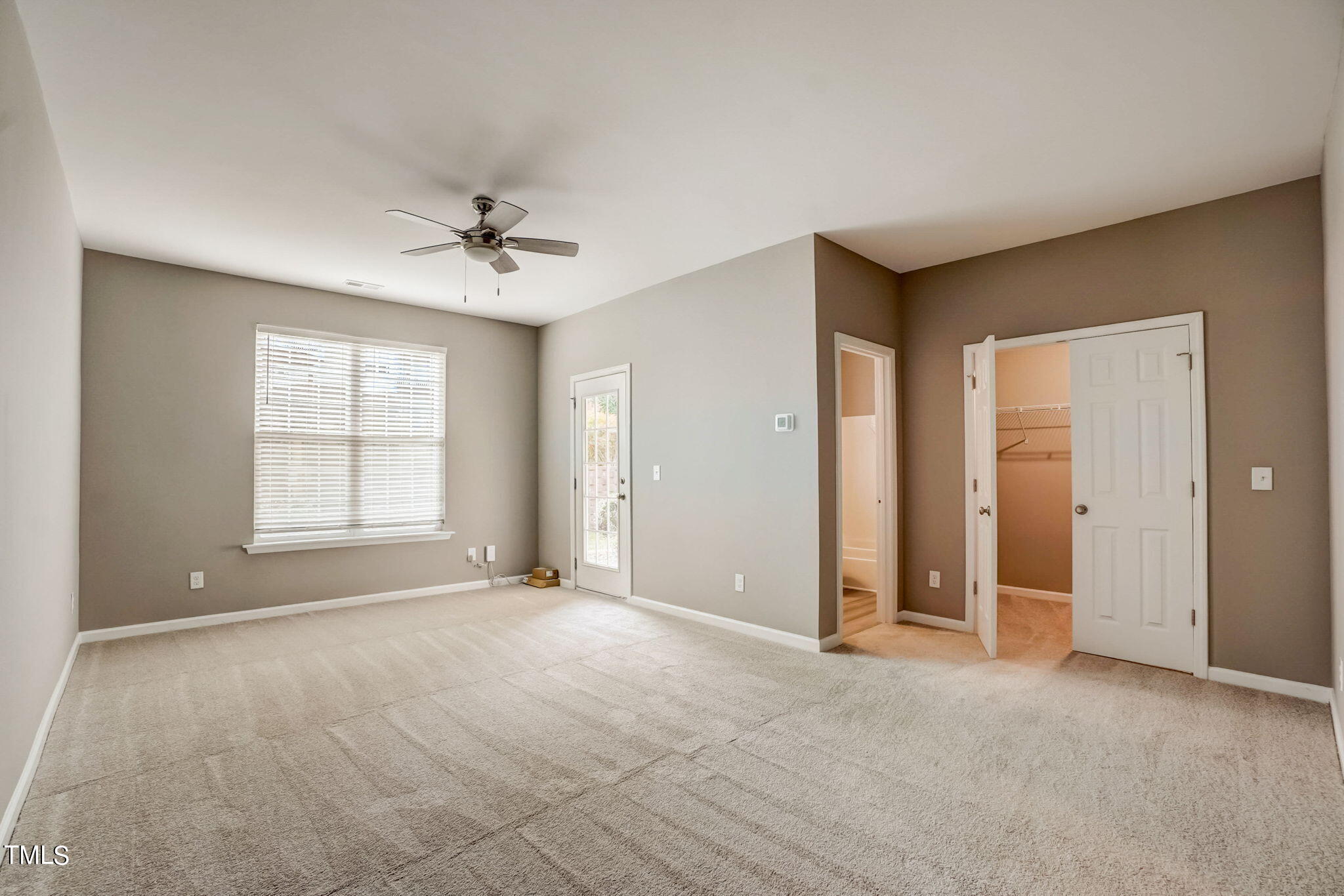 5407 Crescentview Parkway
