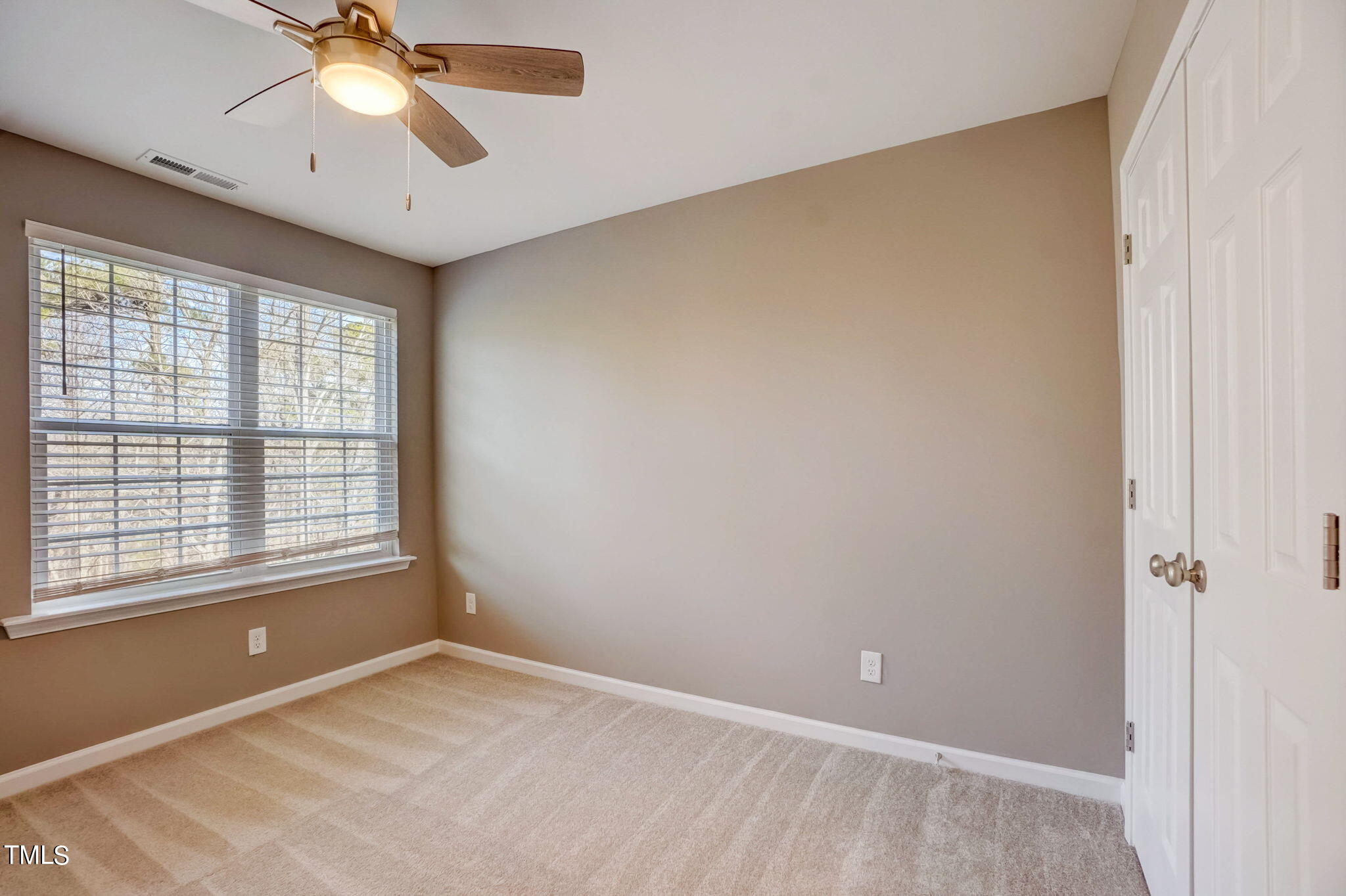 5407 Crescentview Parkway