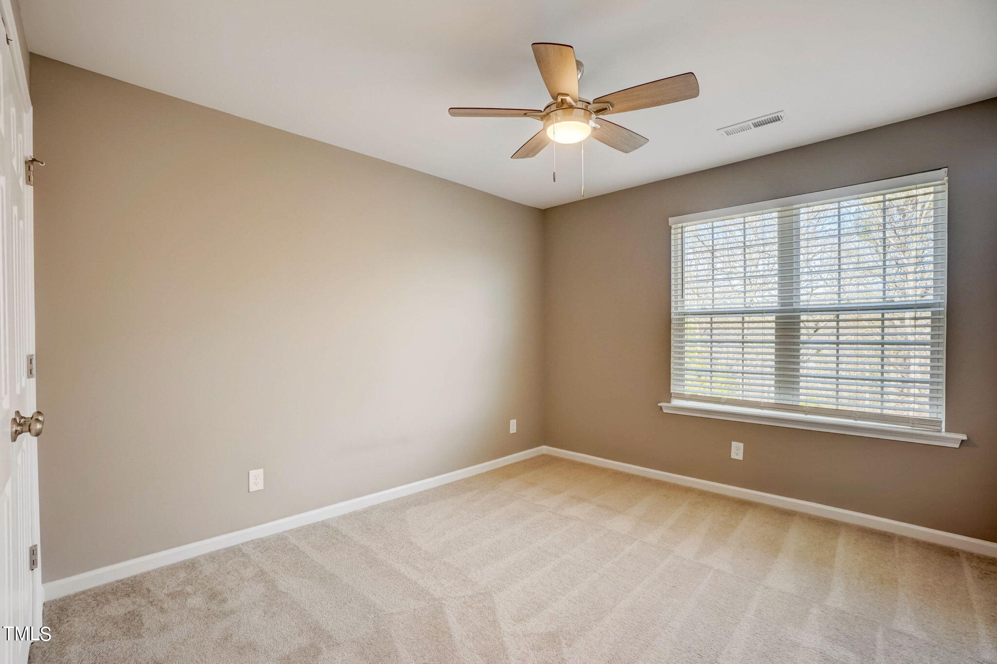 5407 Crescentview Parkway