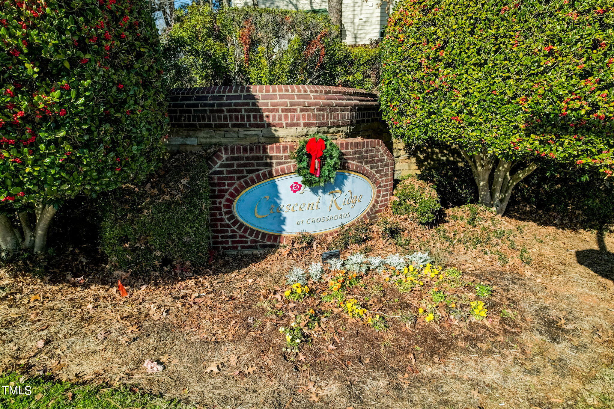 5407 Crescentview Parkway