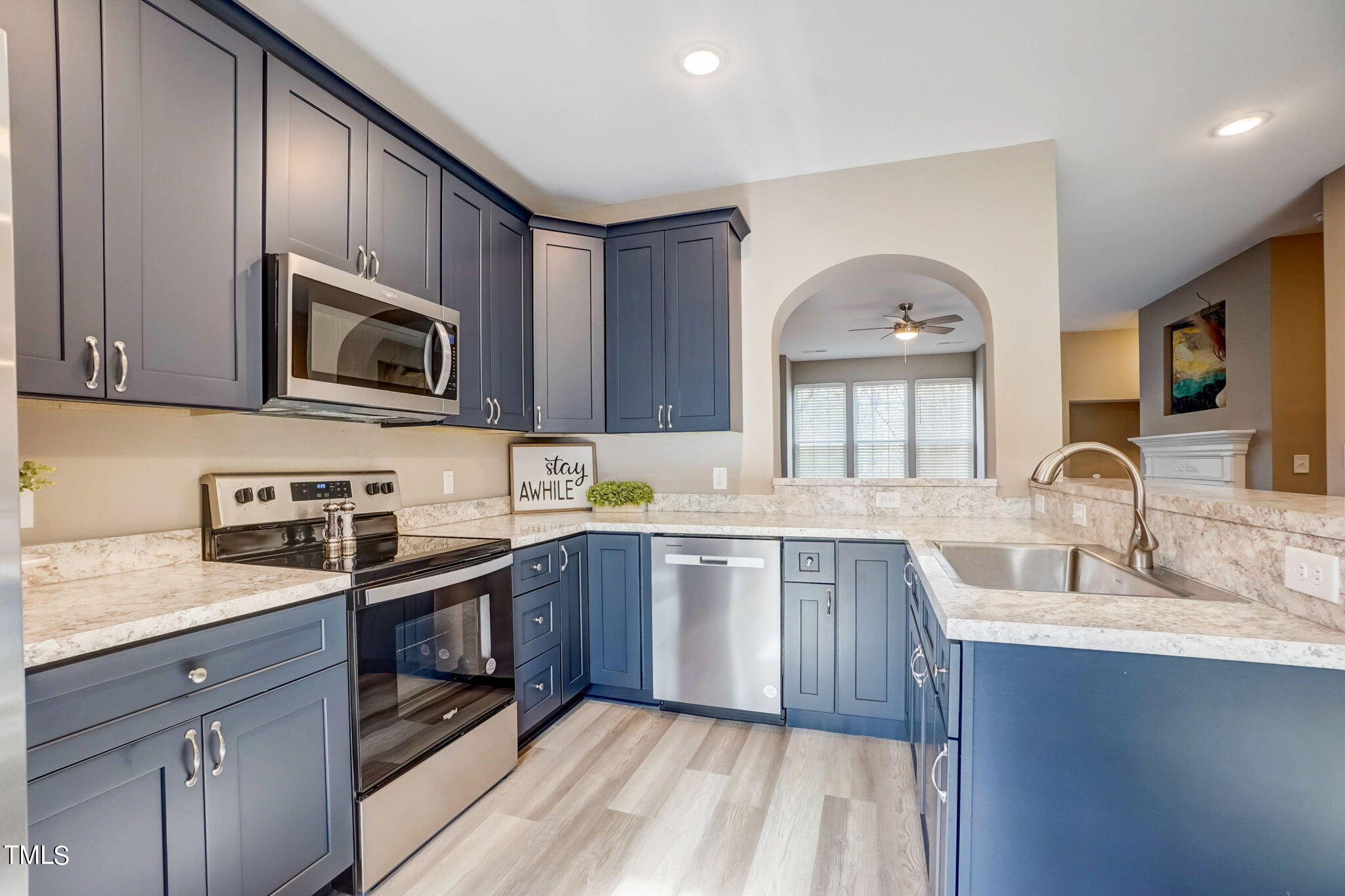 5407 Crescentview Parkway