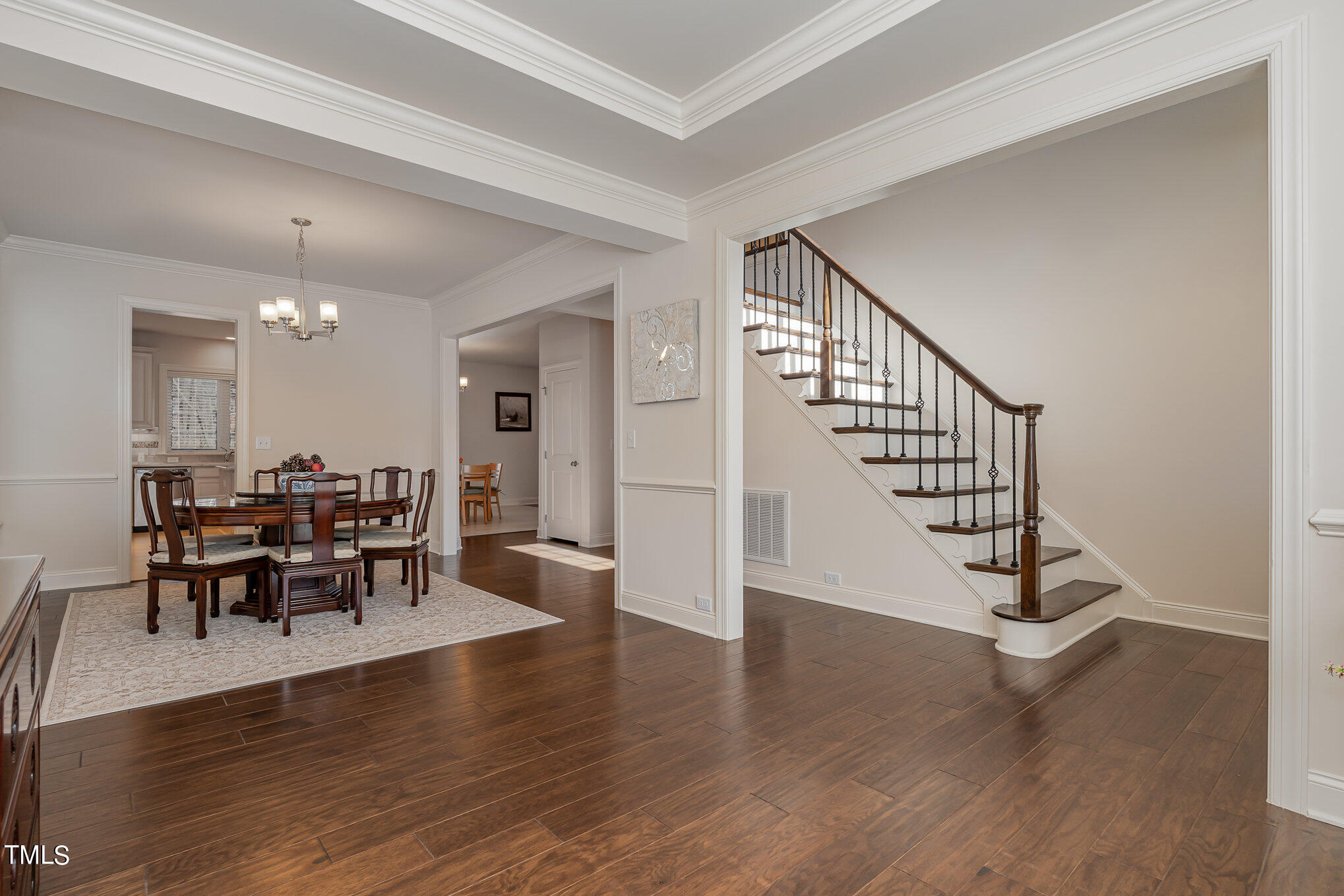 332 Parlier Drive