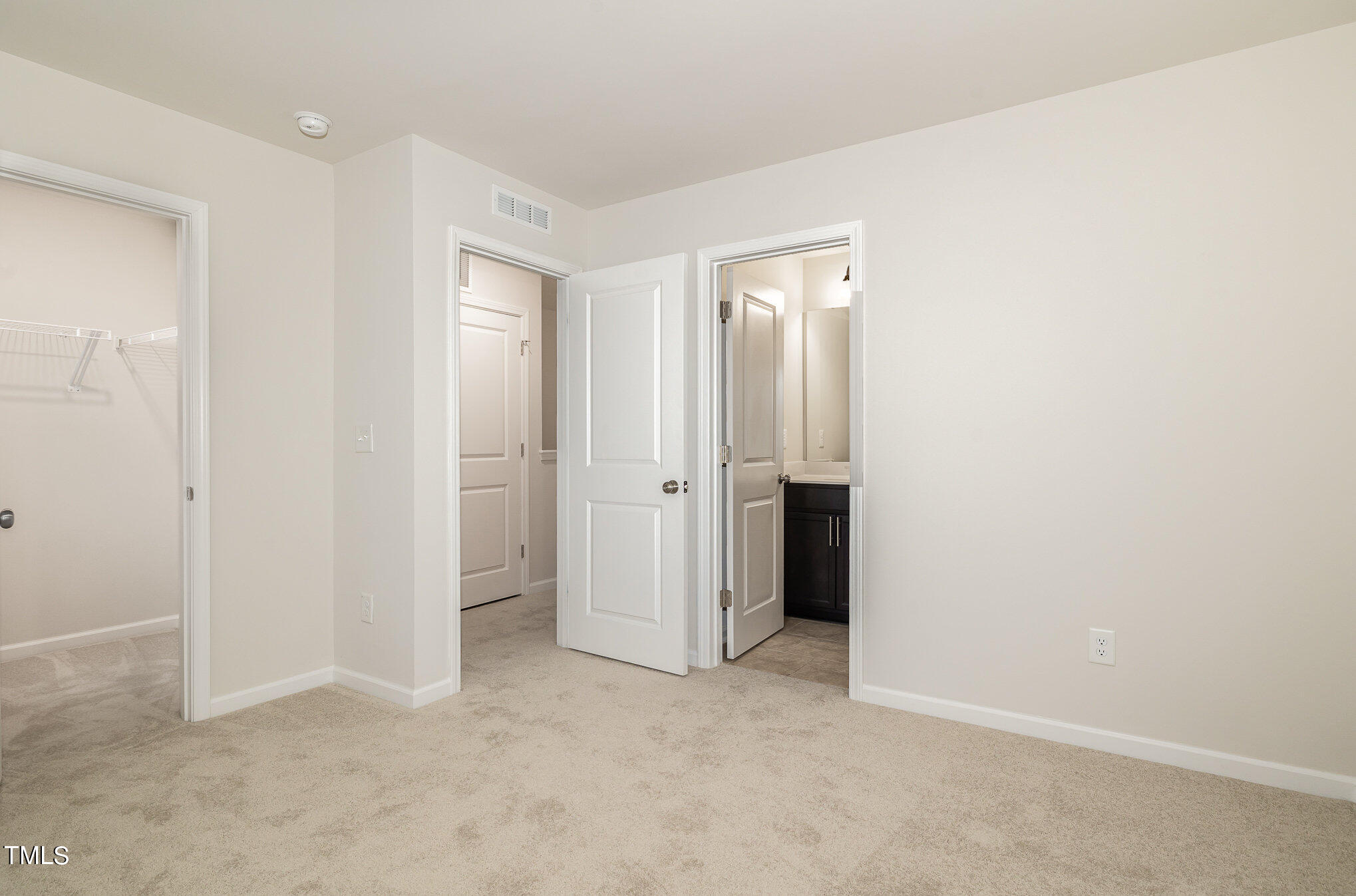 4967 Southern Magnolia Drive
