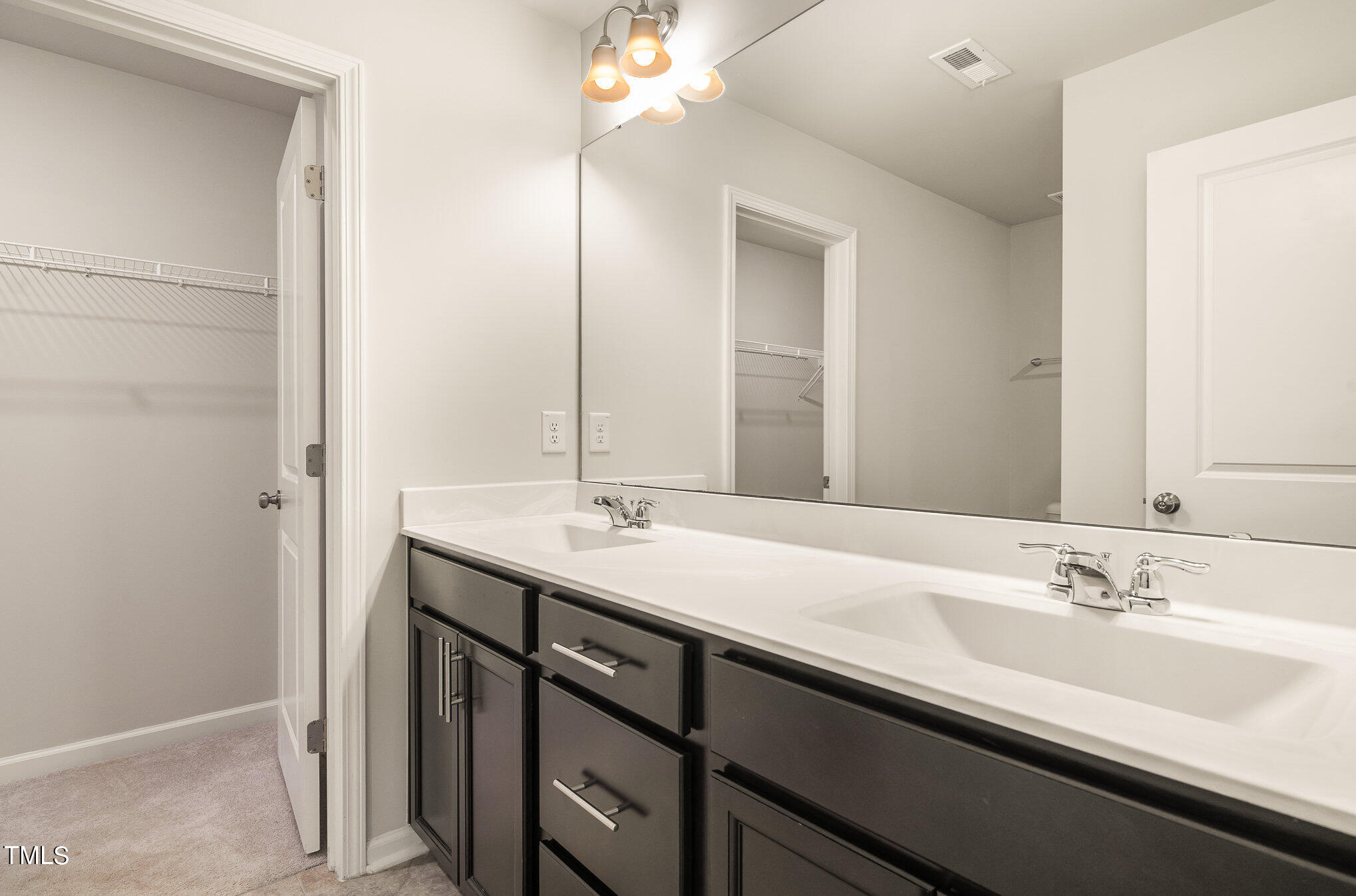 4967 Southern Magnolia Drive