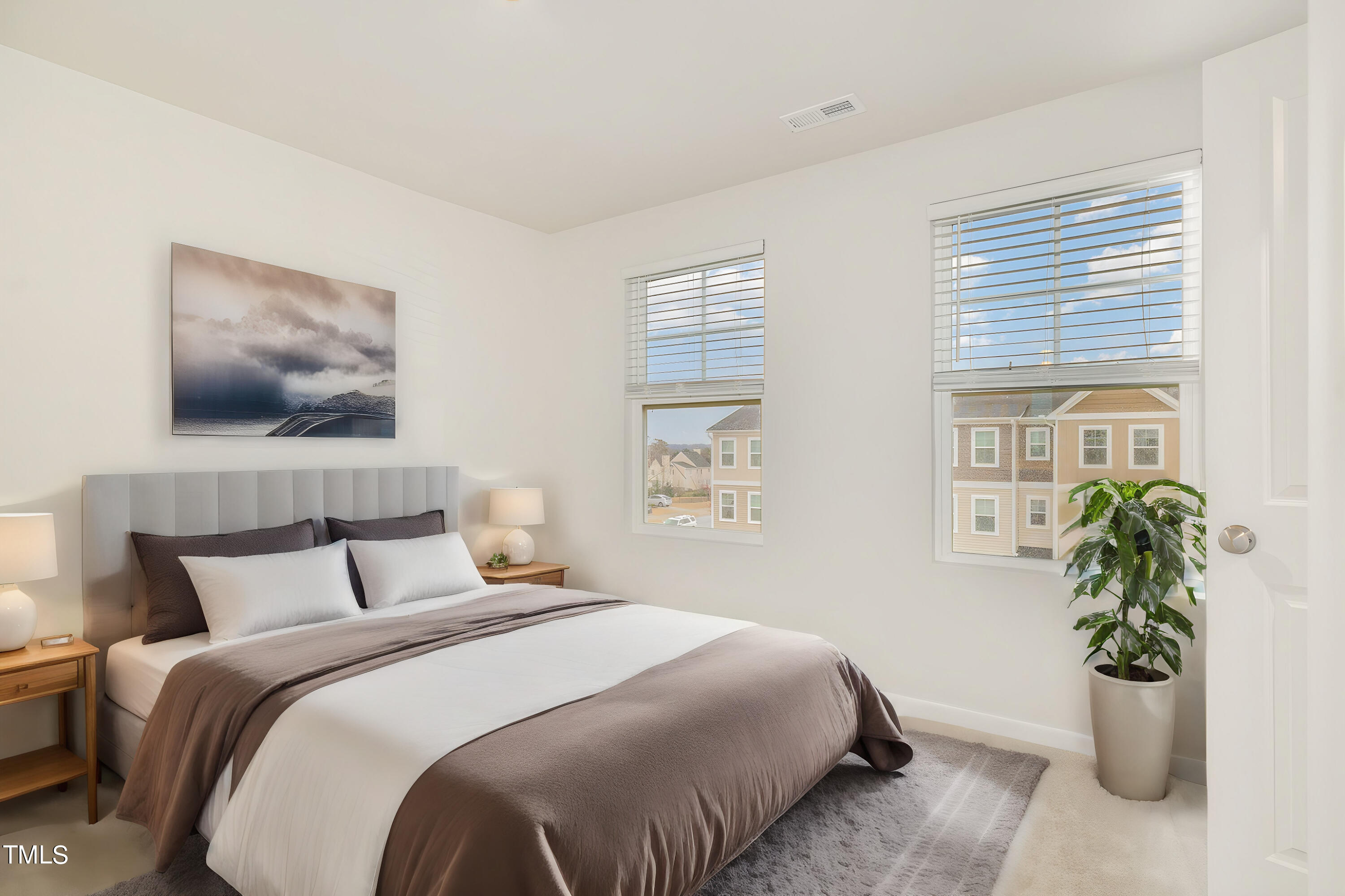 4967 Southern Magnolia Drive