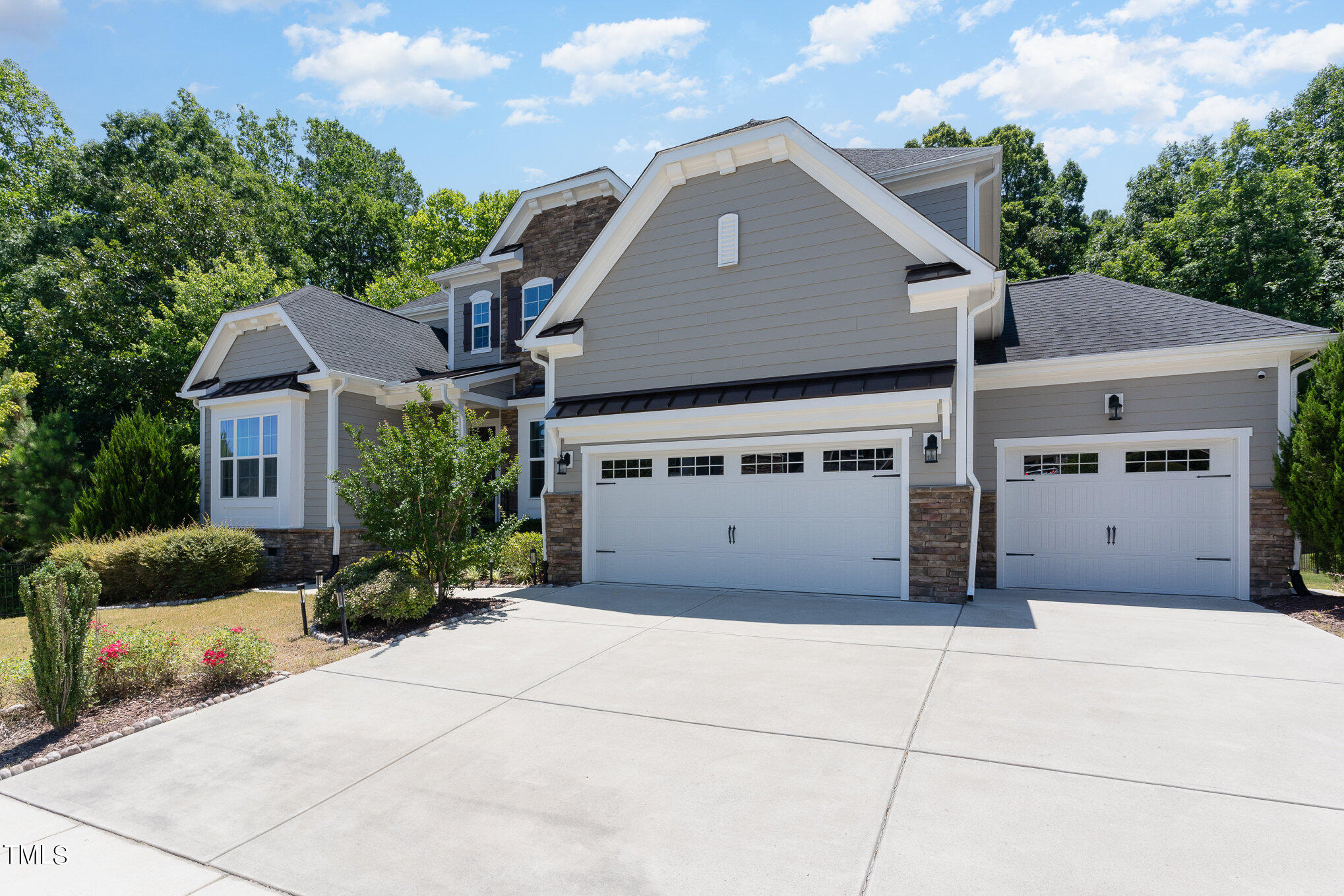 3121 Mountain Hill Drive