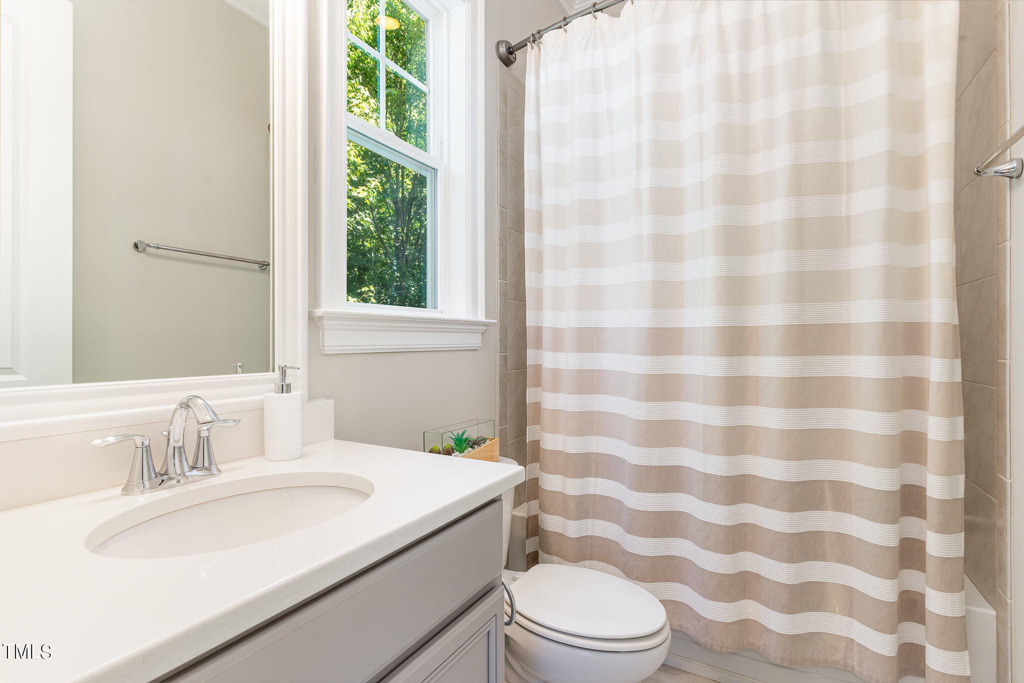 3121 Mountain Hill Drive