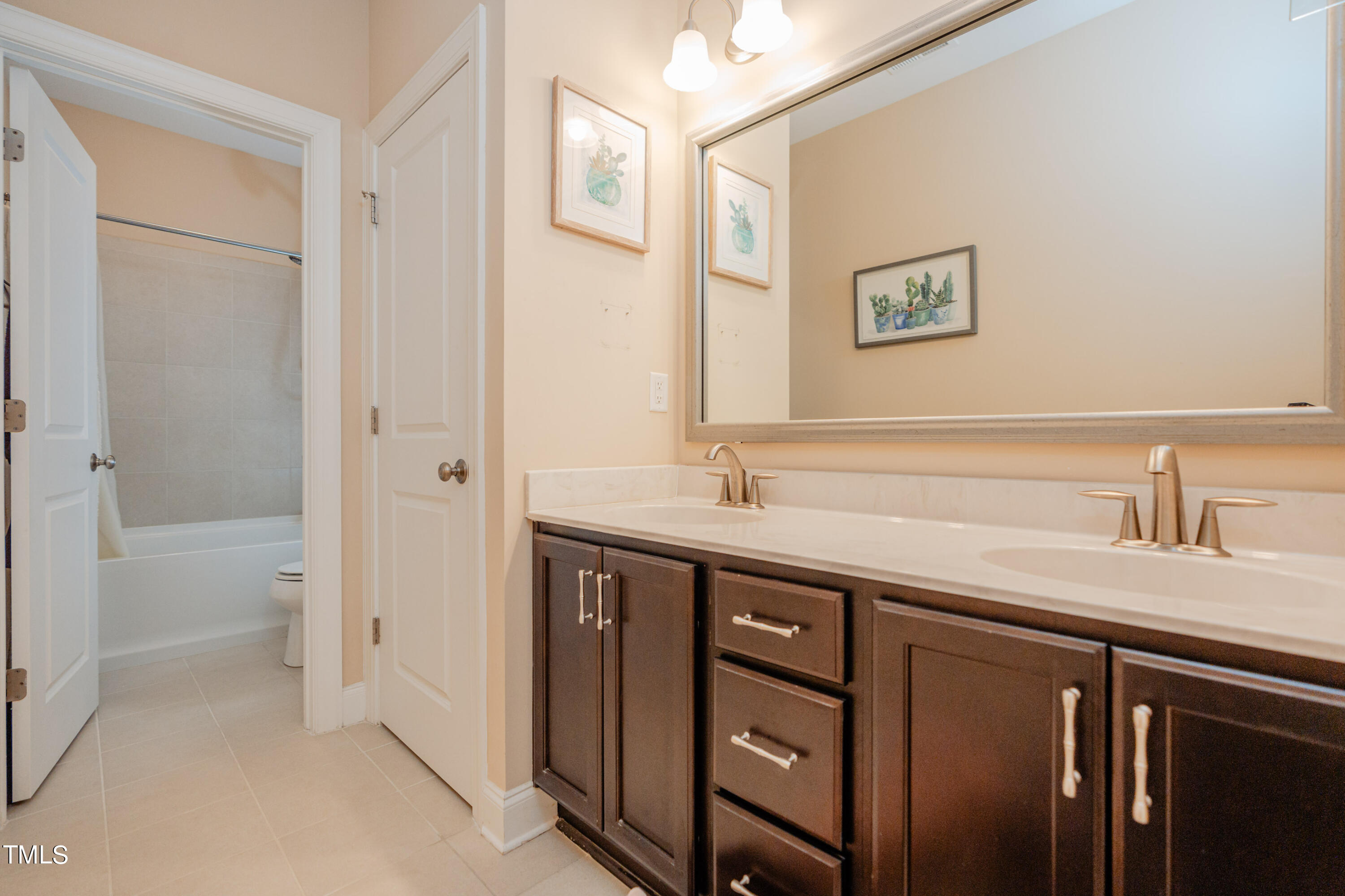 1005 Regency Cottage Place