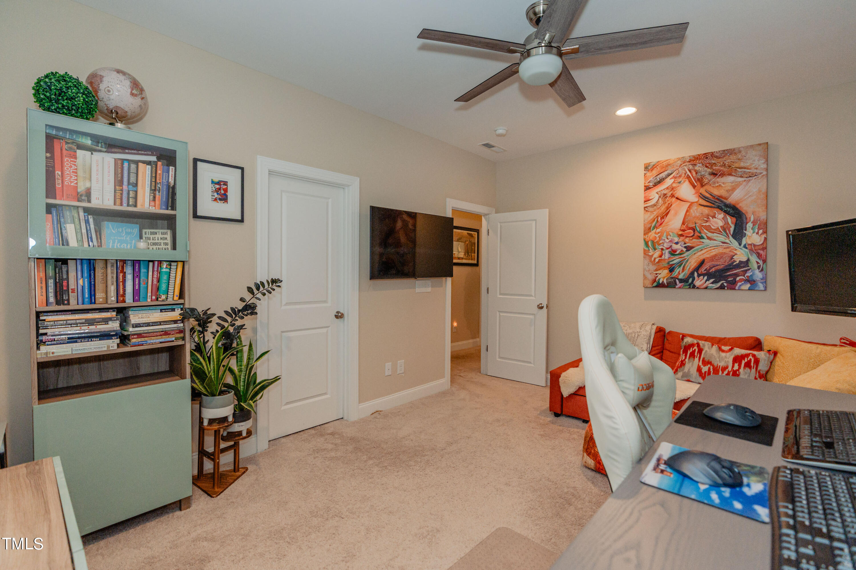 1005 Regency Cottage Place