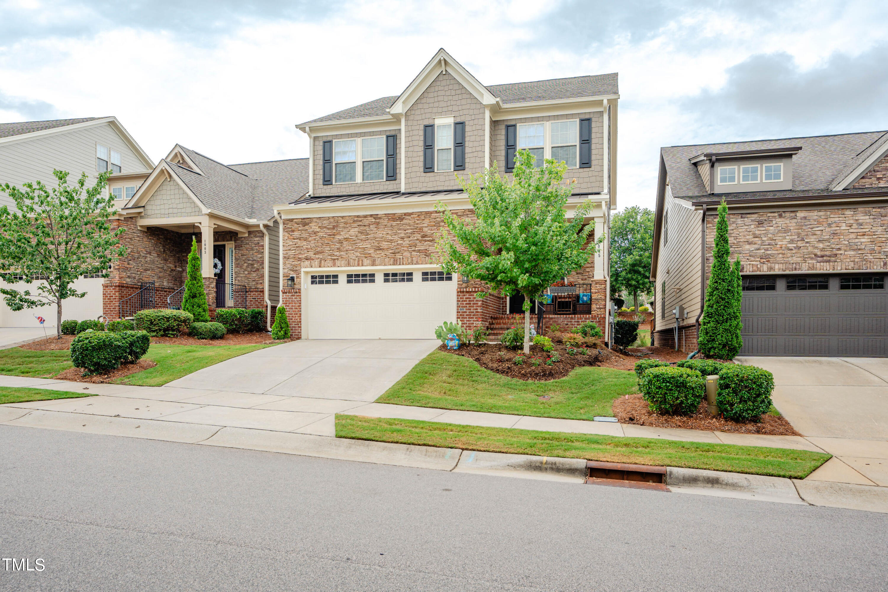 1005 Regency Cottage Place