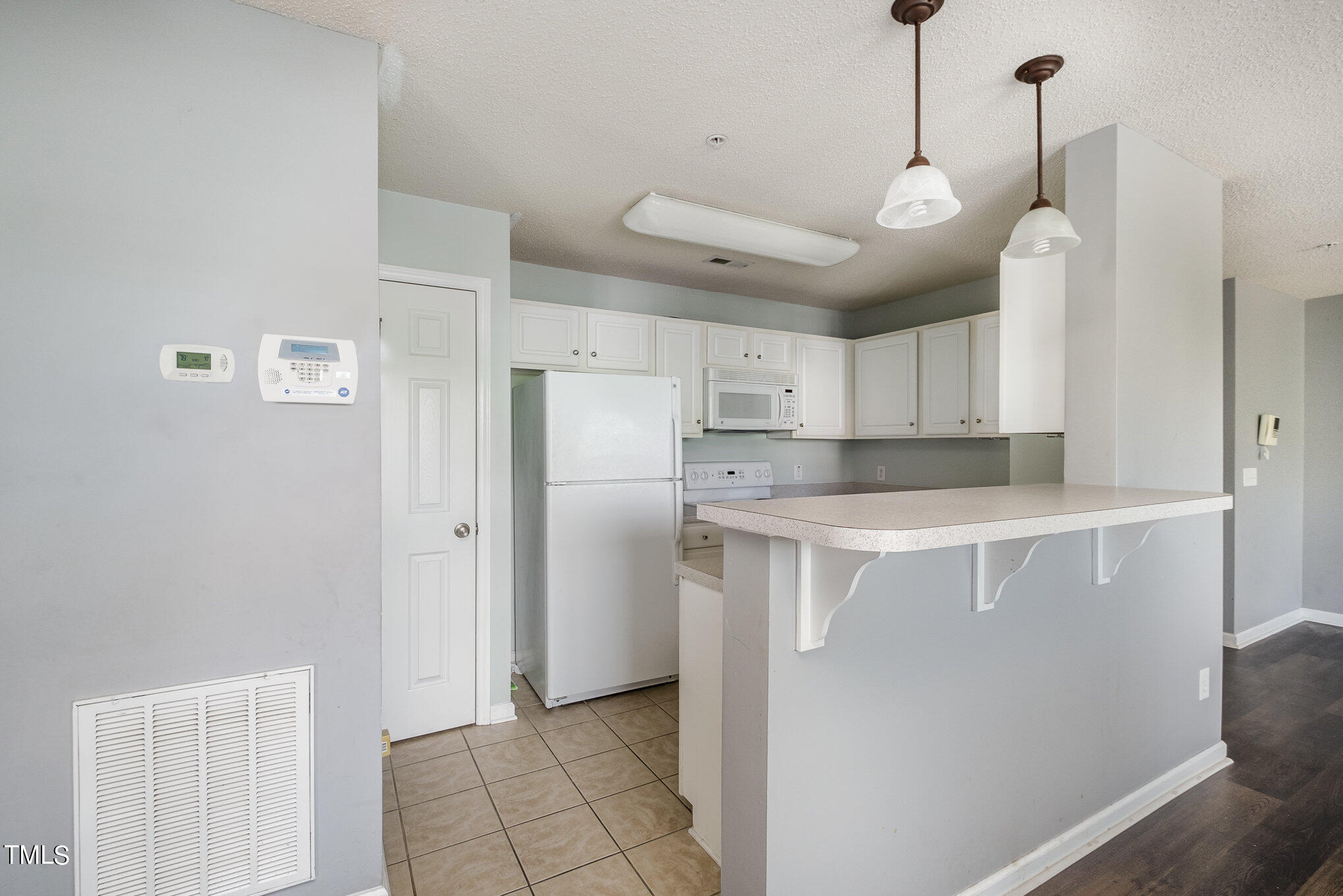 3481 Forestdale Drive # 2c