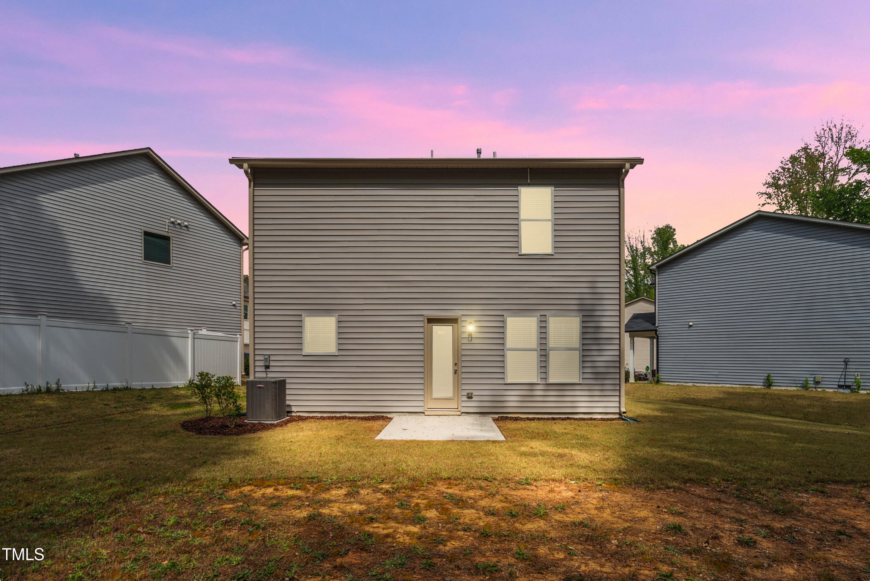 2800 Elsa Drive