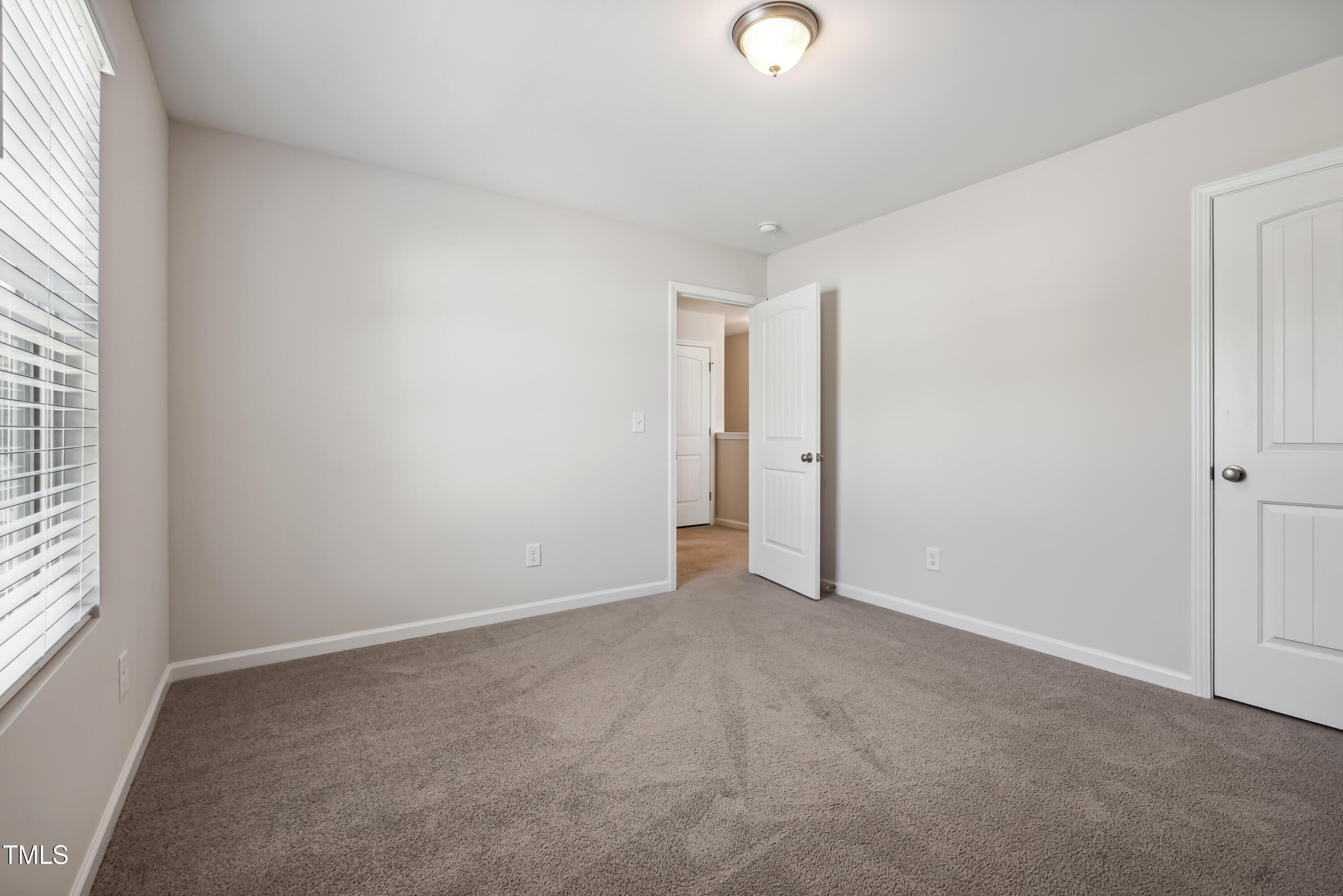 2800 Elsa Drive