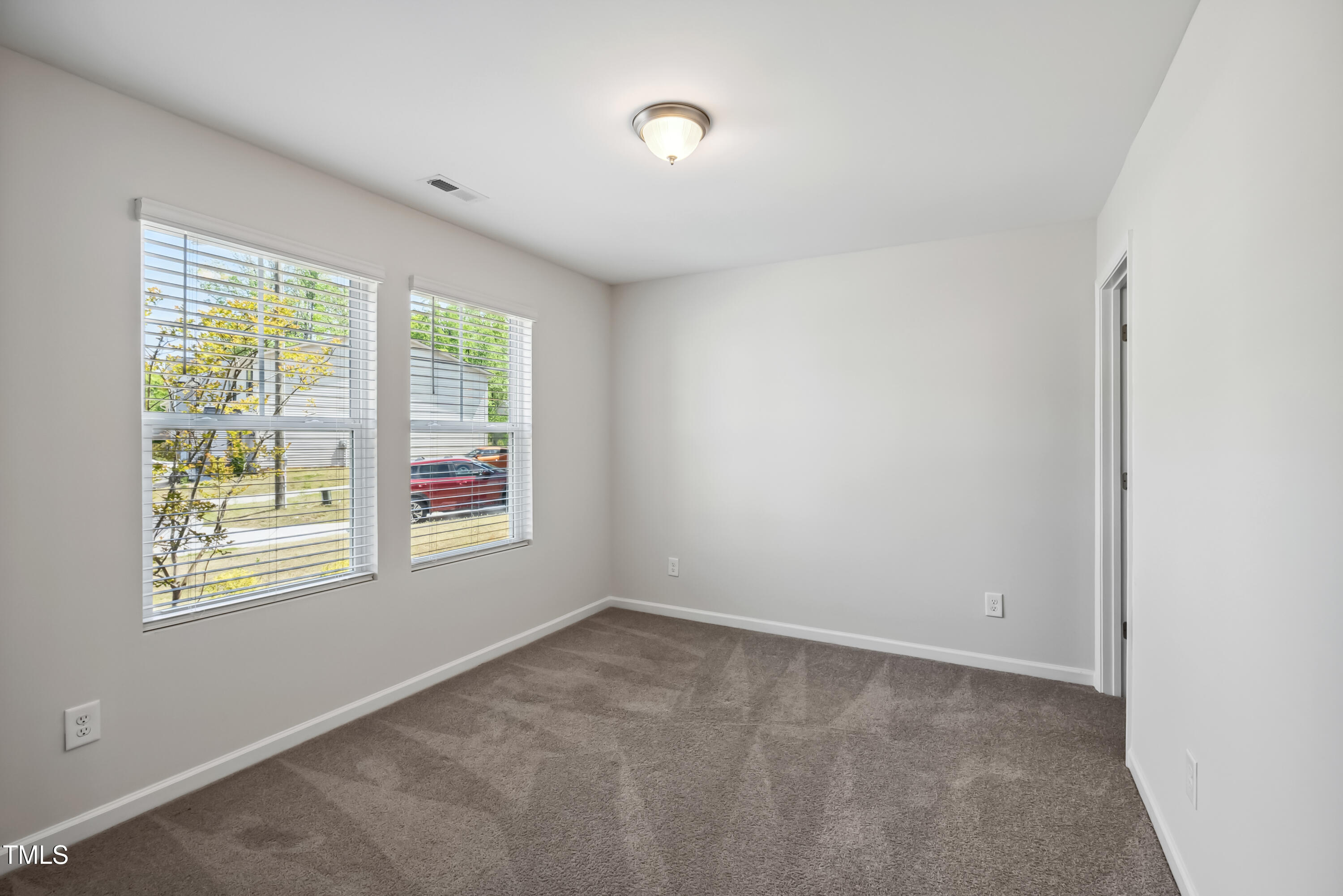2800 Elsa Drive