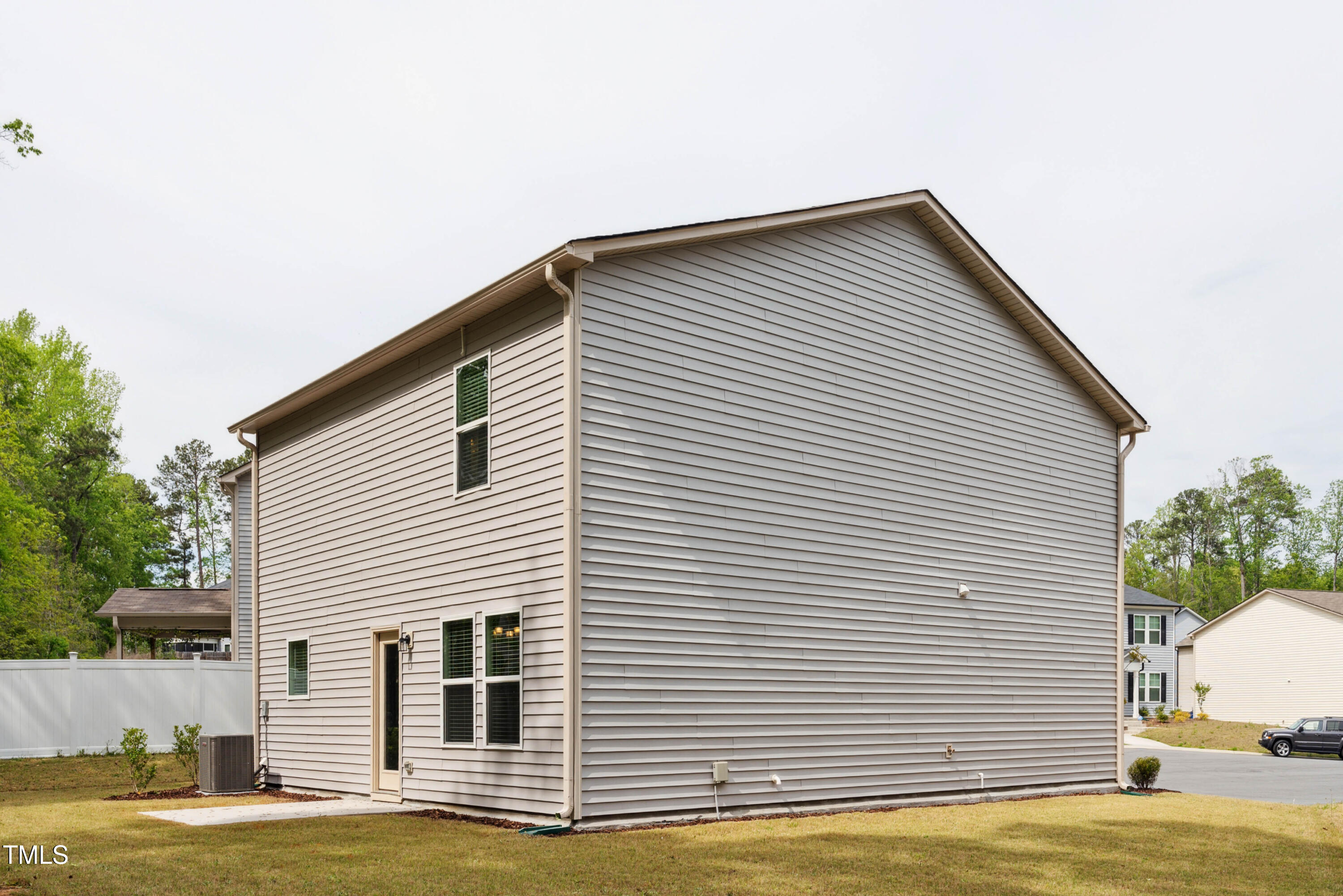 2800 Elsa Drive