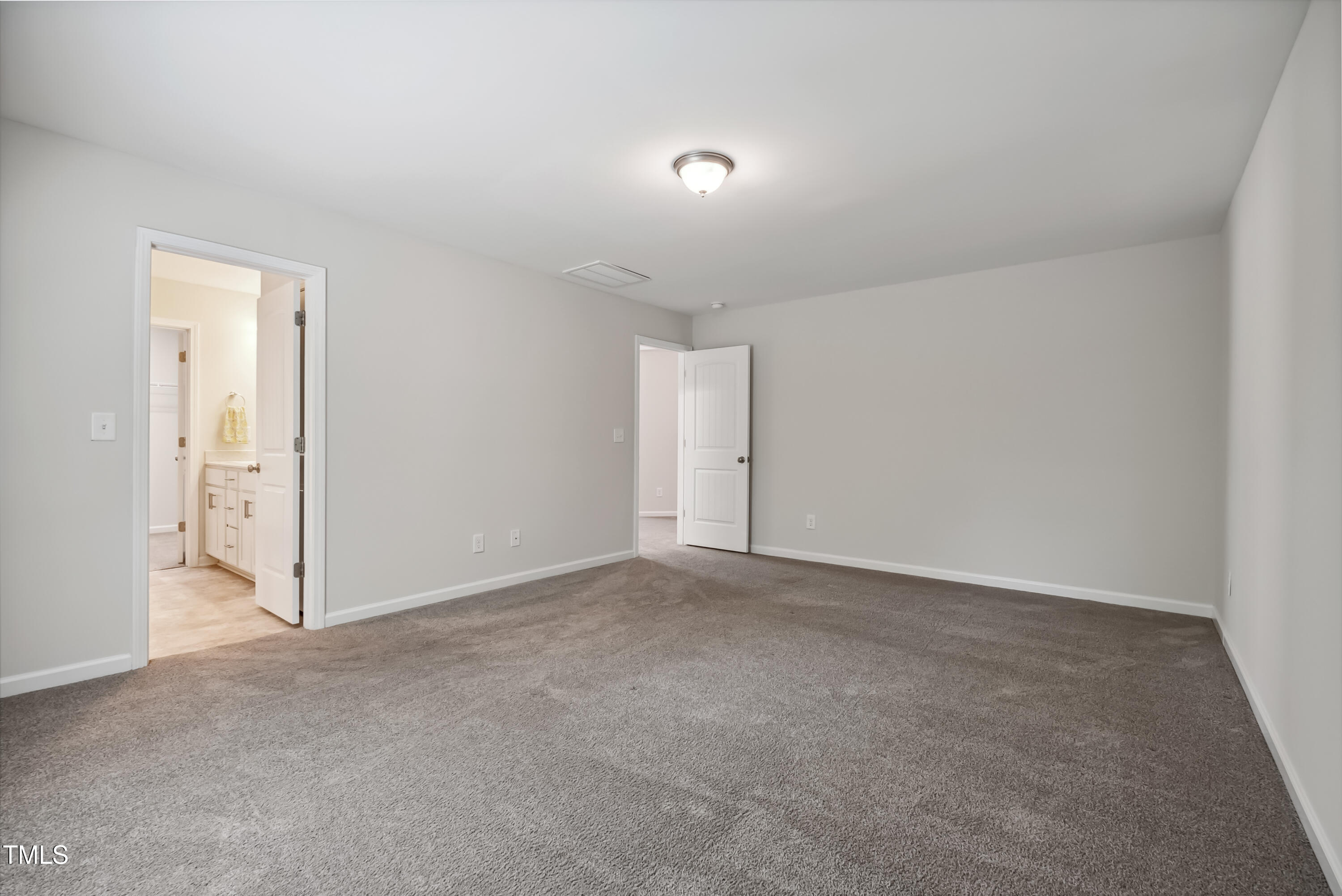 2800 Elsa Drive