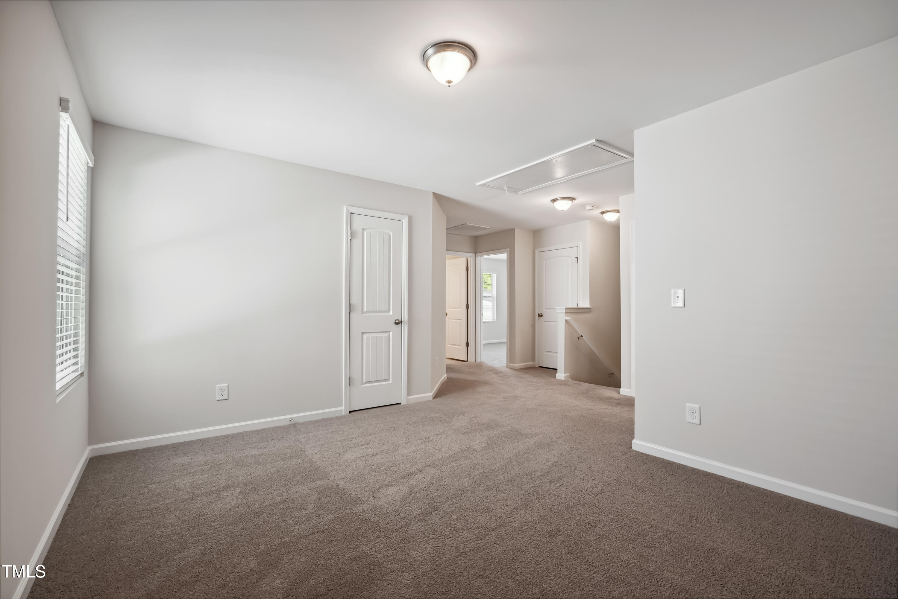 2800 Elsa Drive