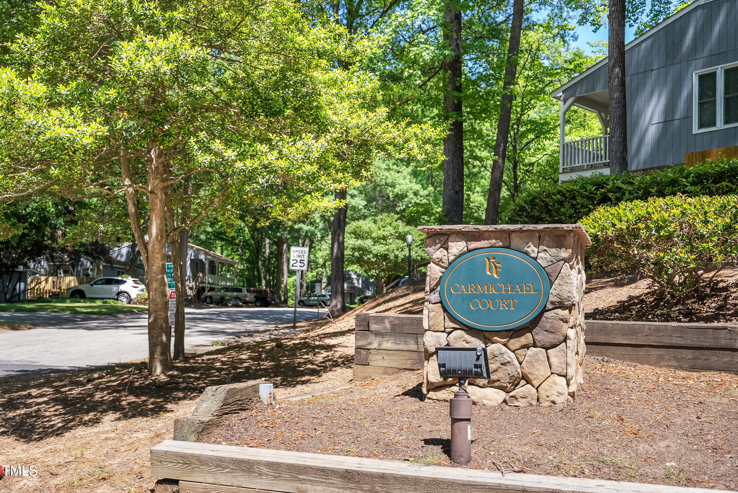112 Carmichael Court