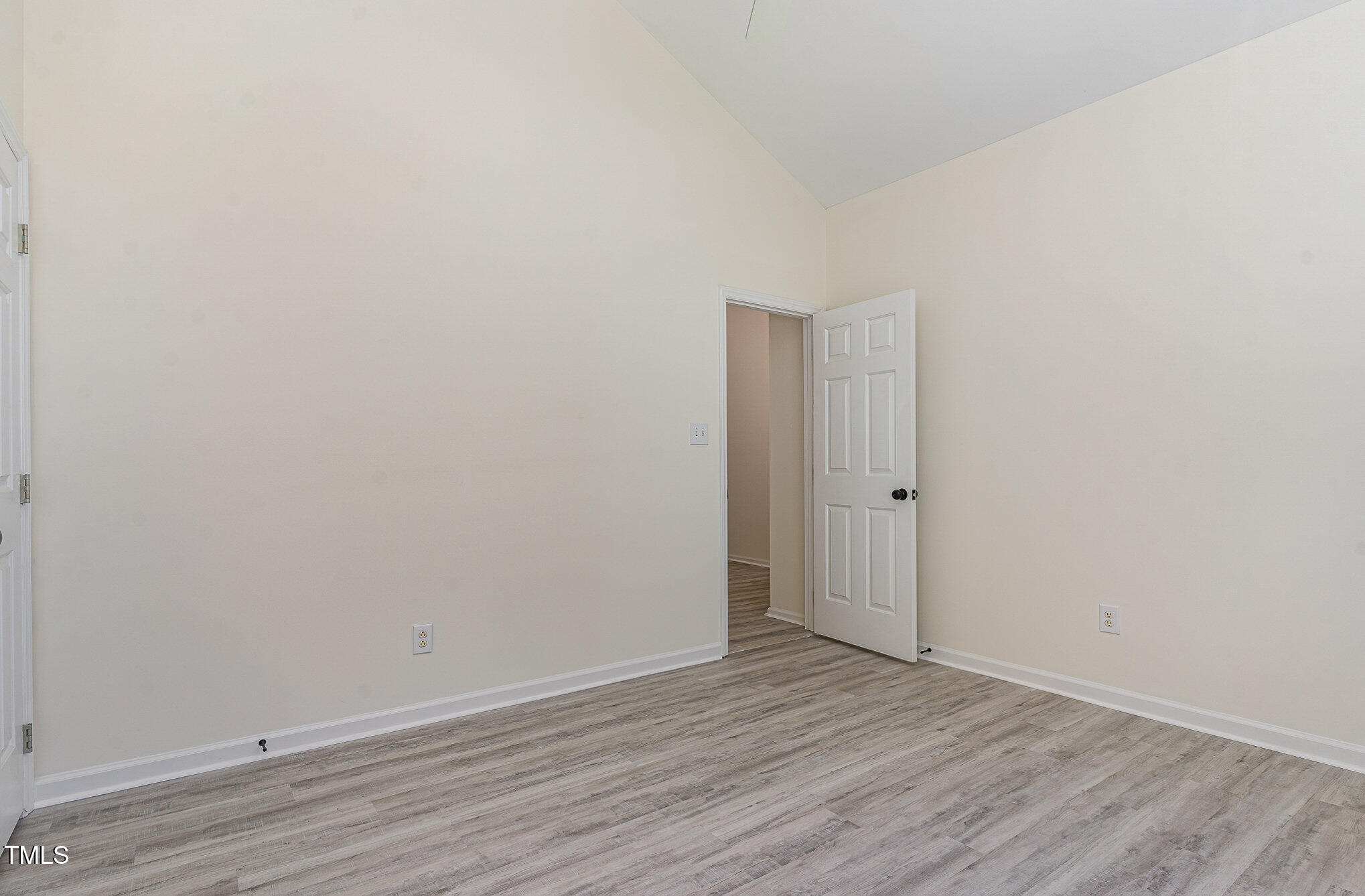 103 Equestrian Court