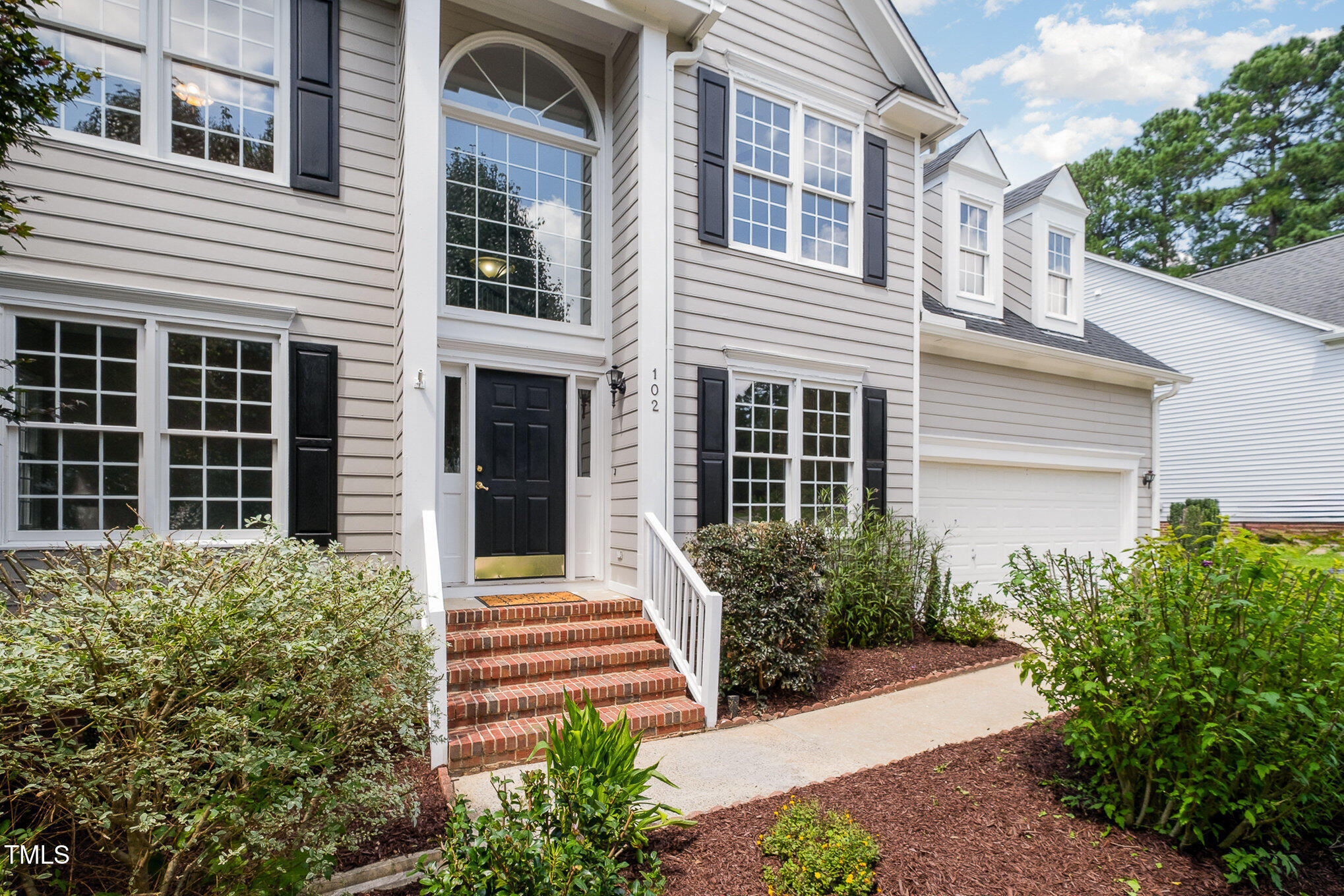 102 Brook Fryar Street