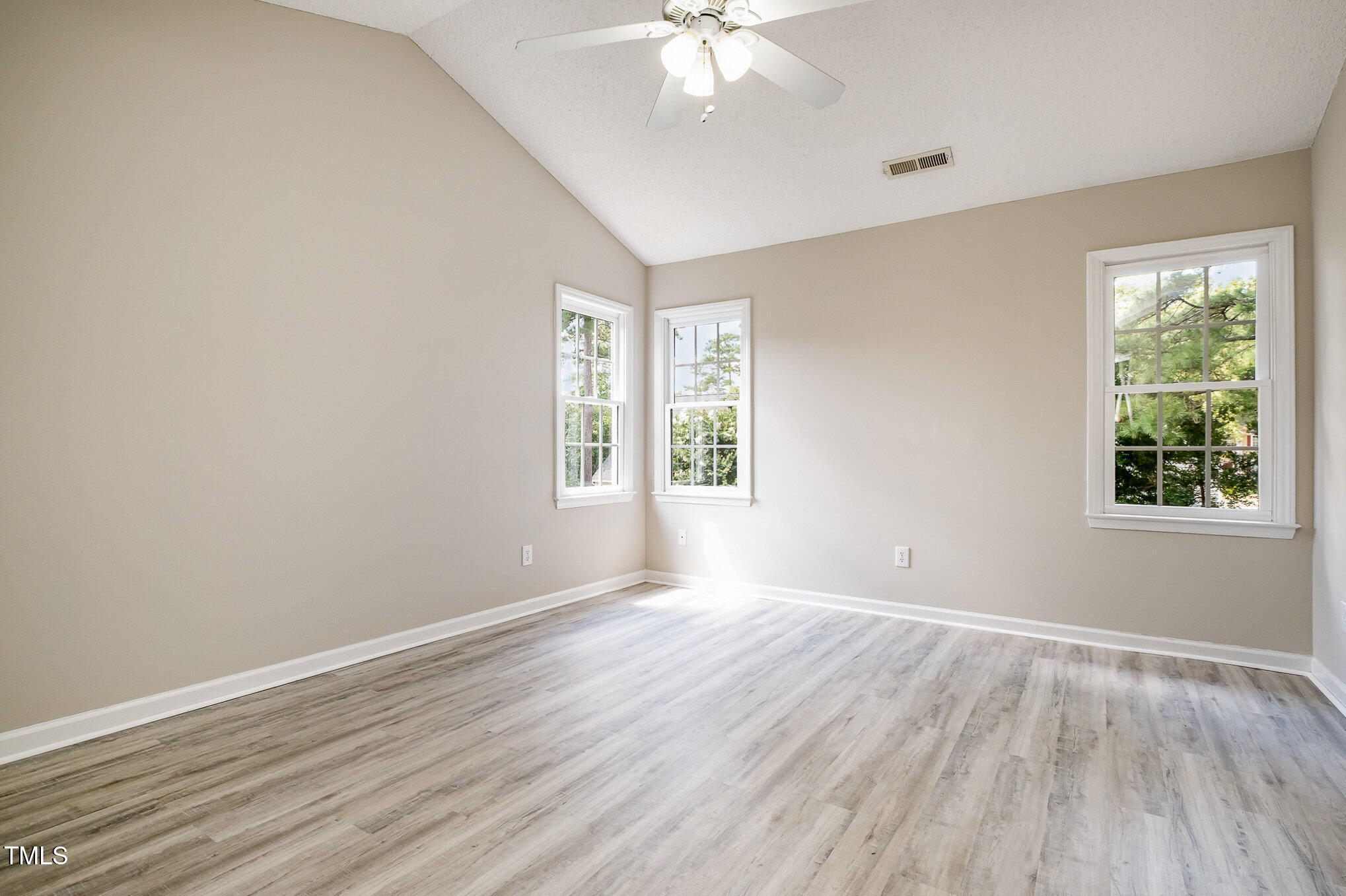 102 Brook Fryar Street