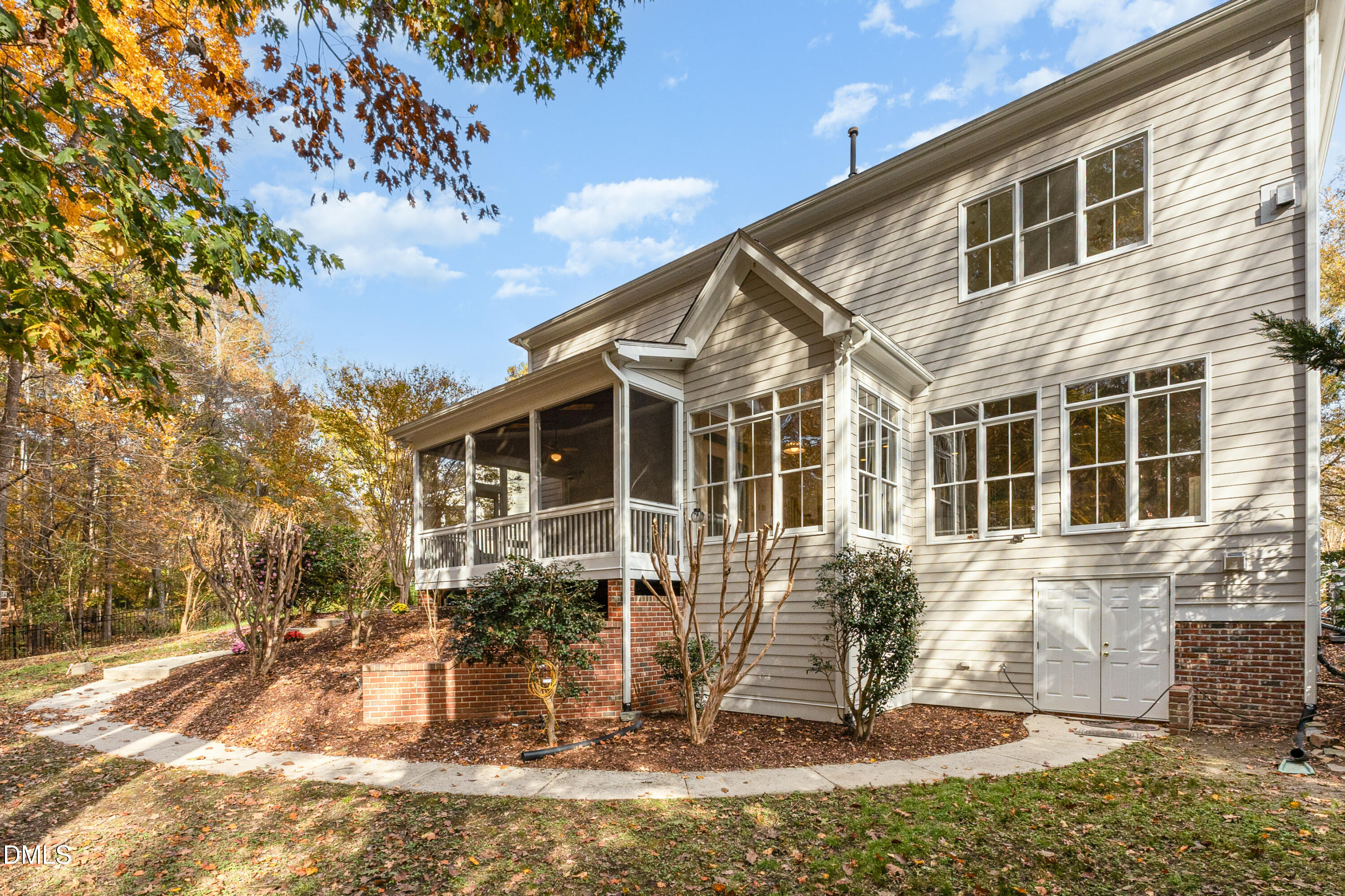 321 Belles Landing Court