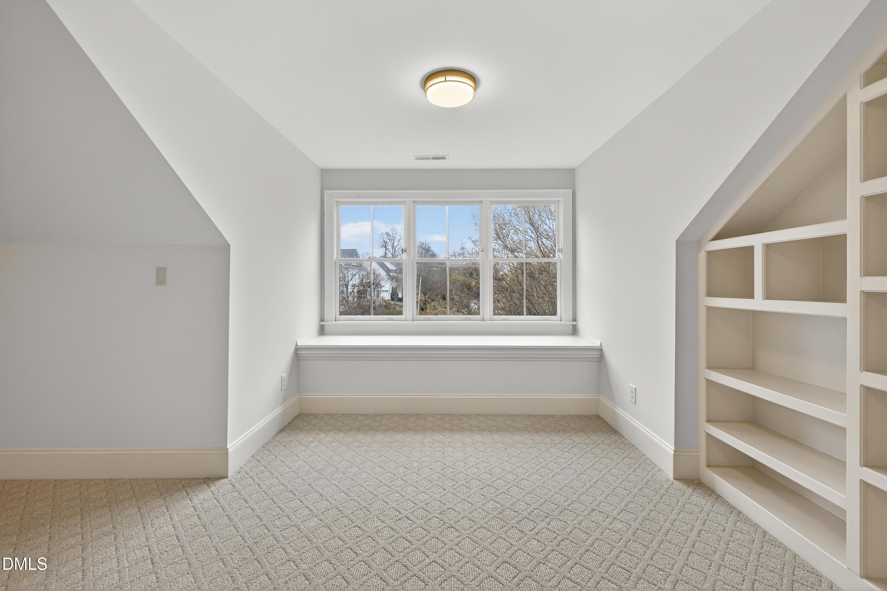 321 Belles Landing Court