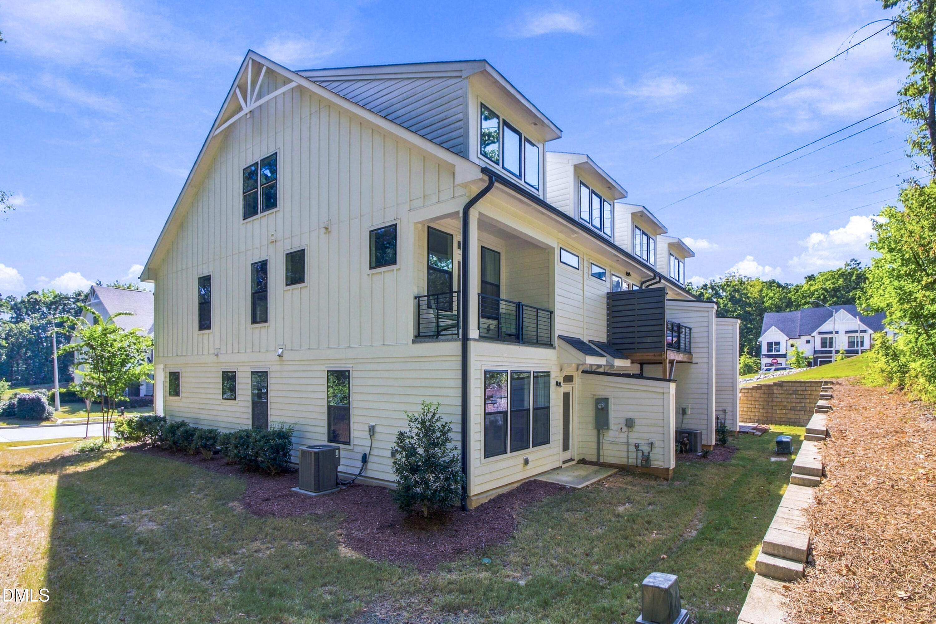 4019 Emerald Green Road