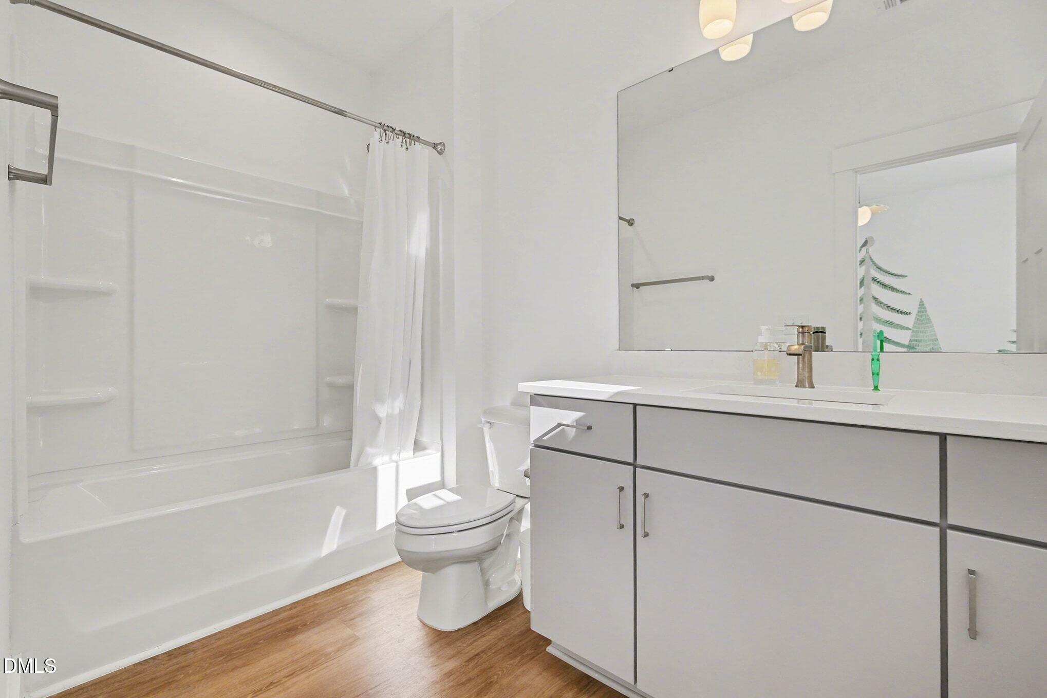 4019 Emerald Green Road