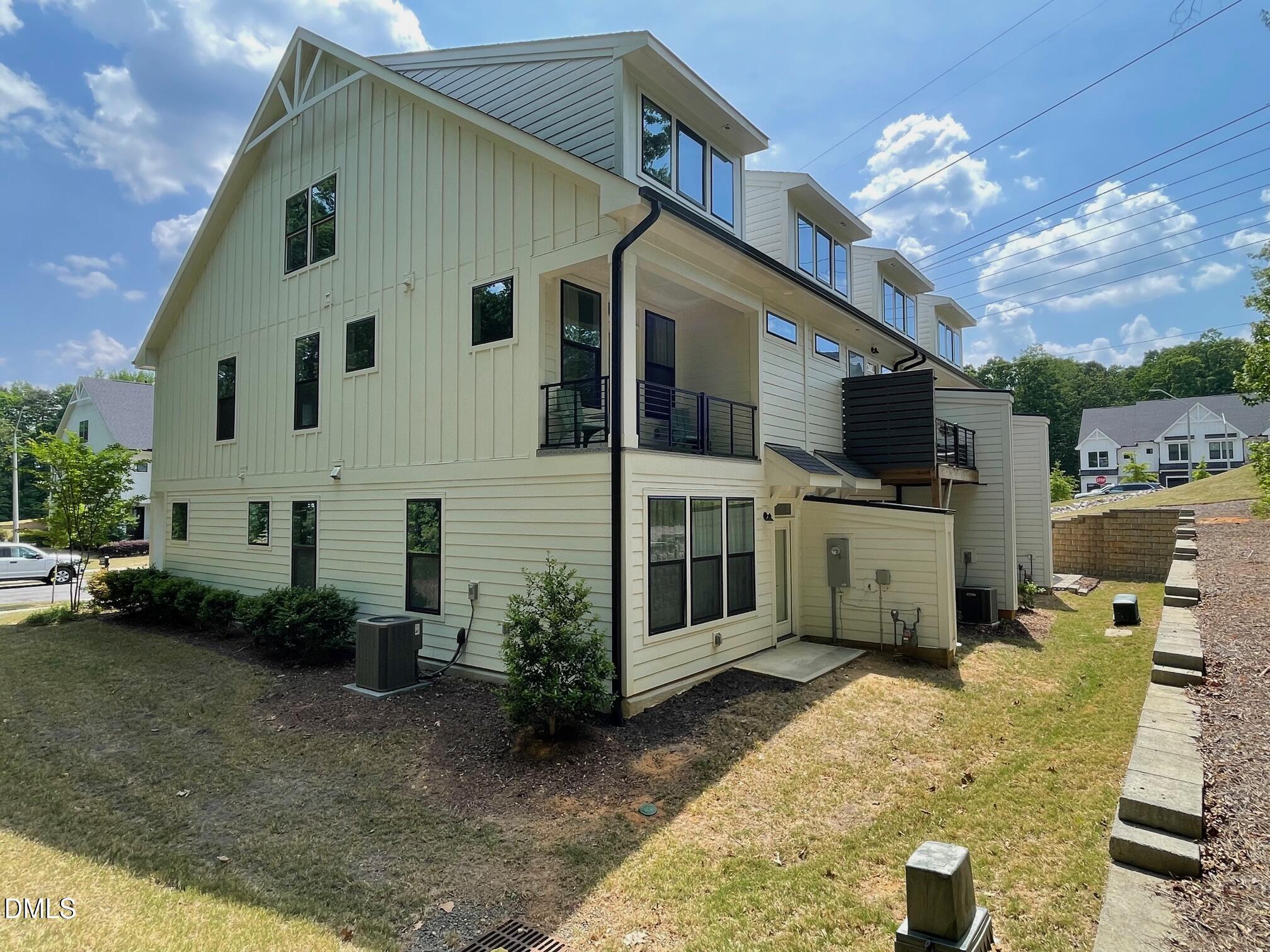 4019 Emerald Green Road