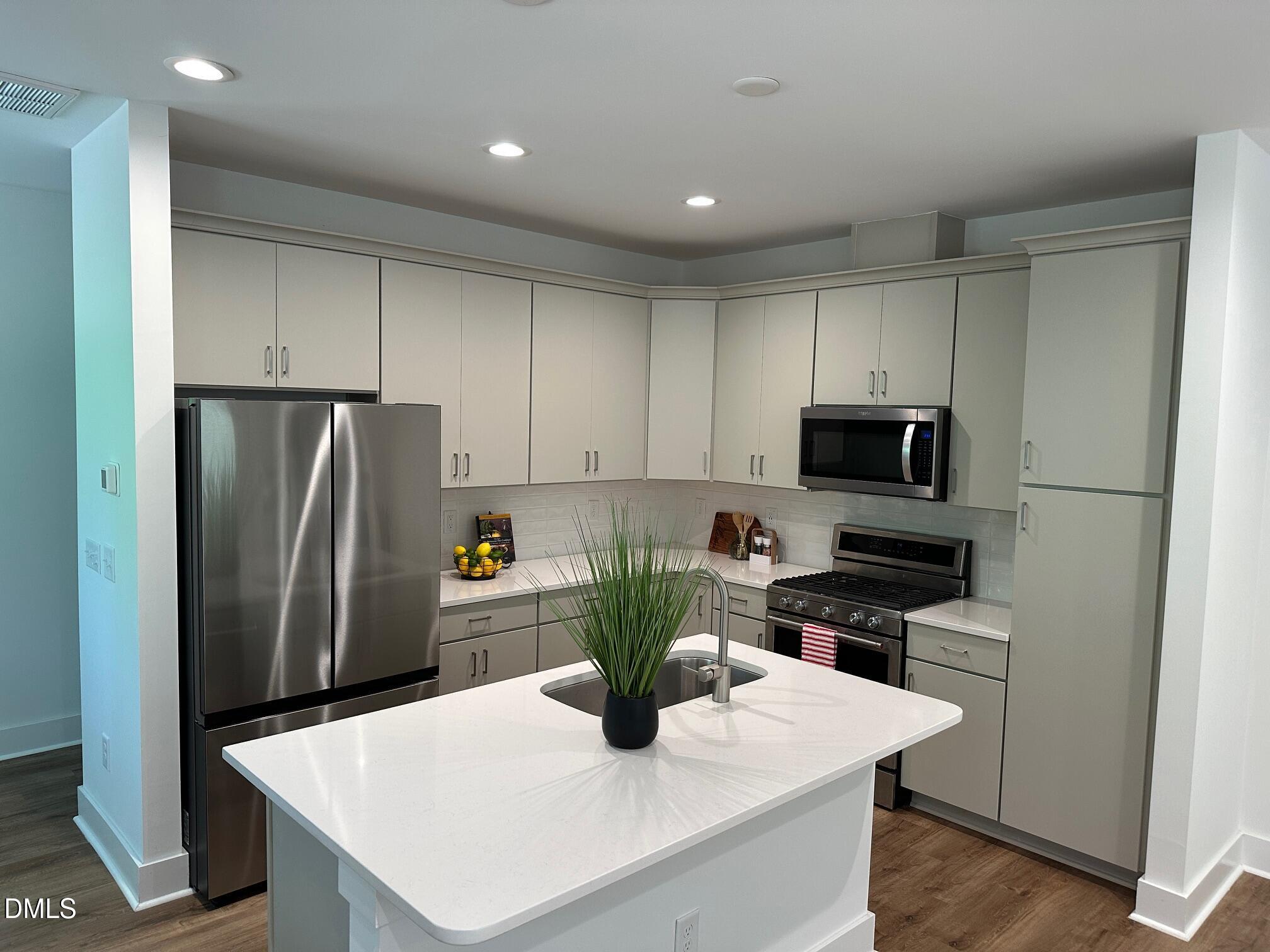 4019 Emerald Green Road