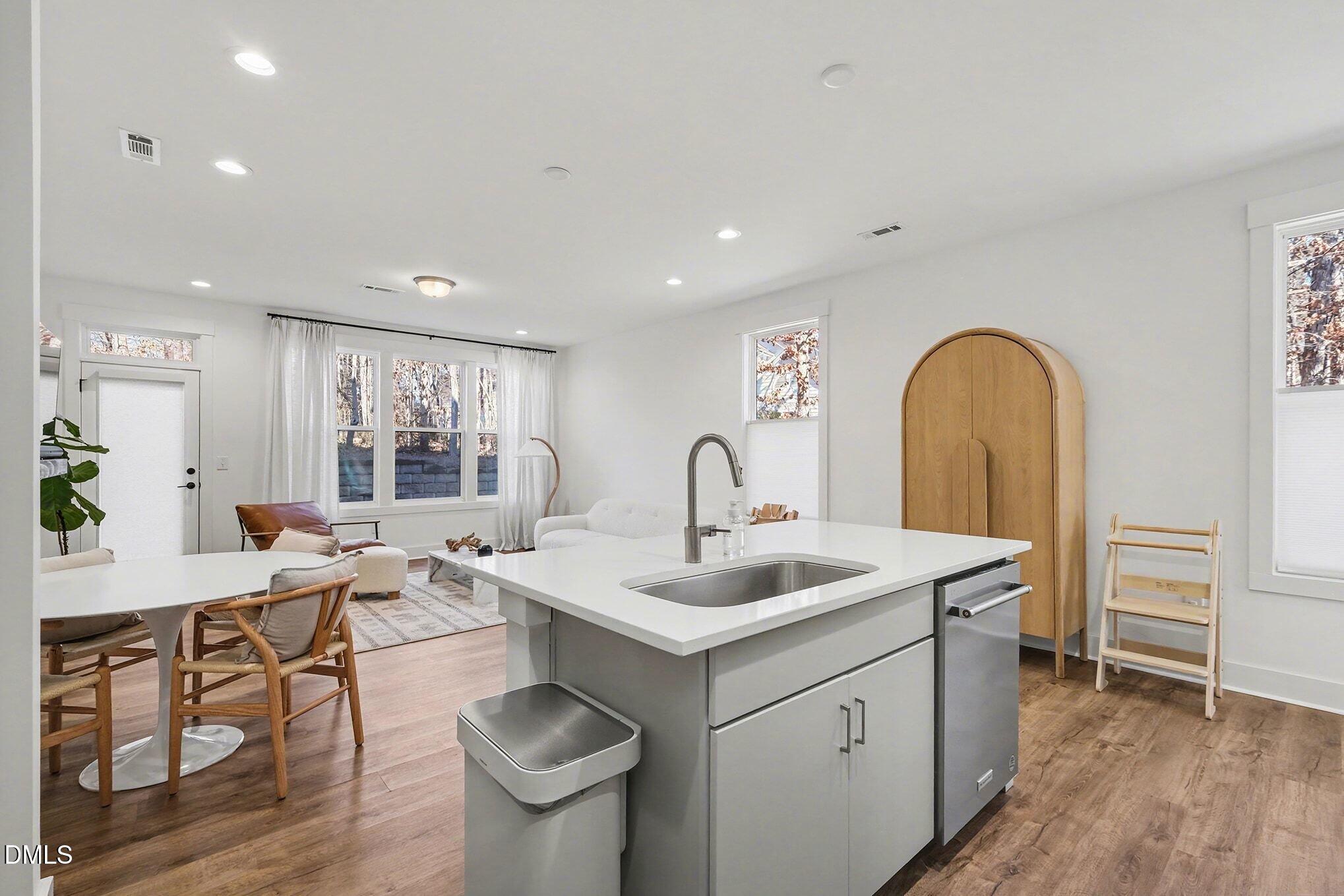 4019 Emerald Green Road