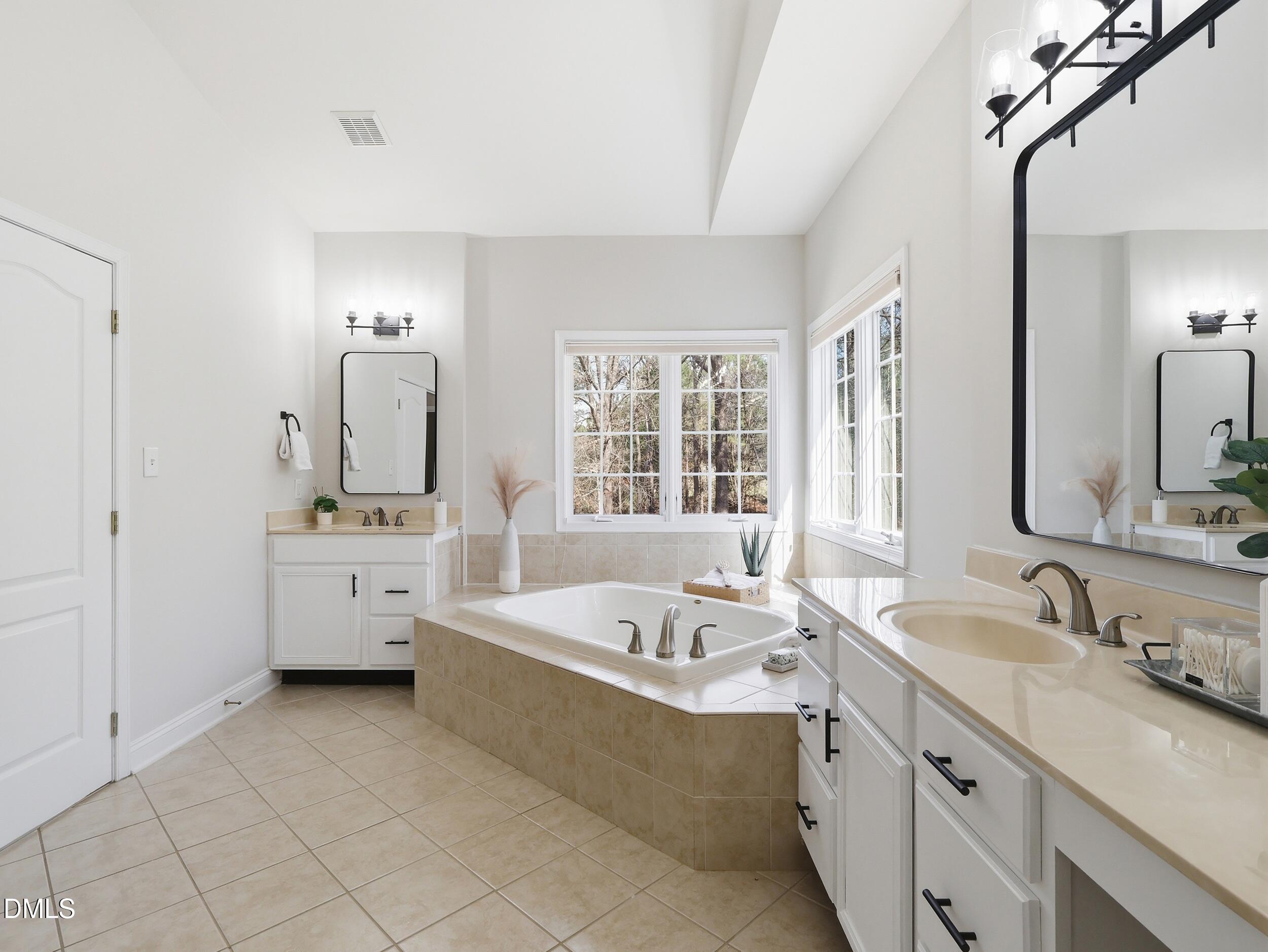 4712 Haleytree Court