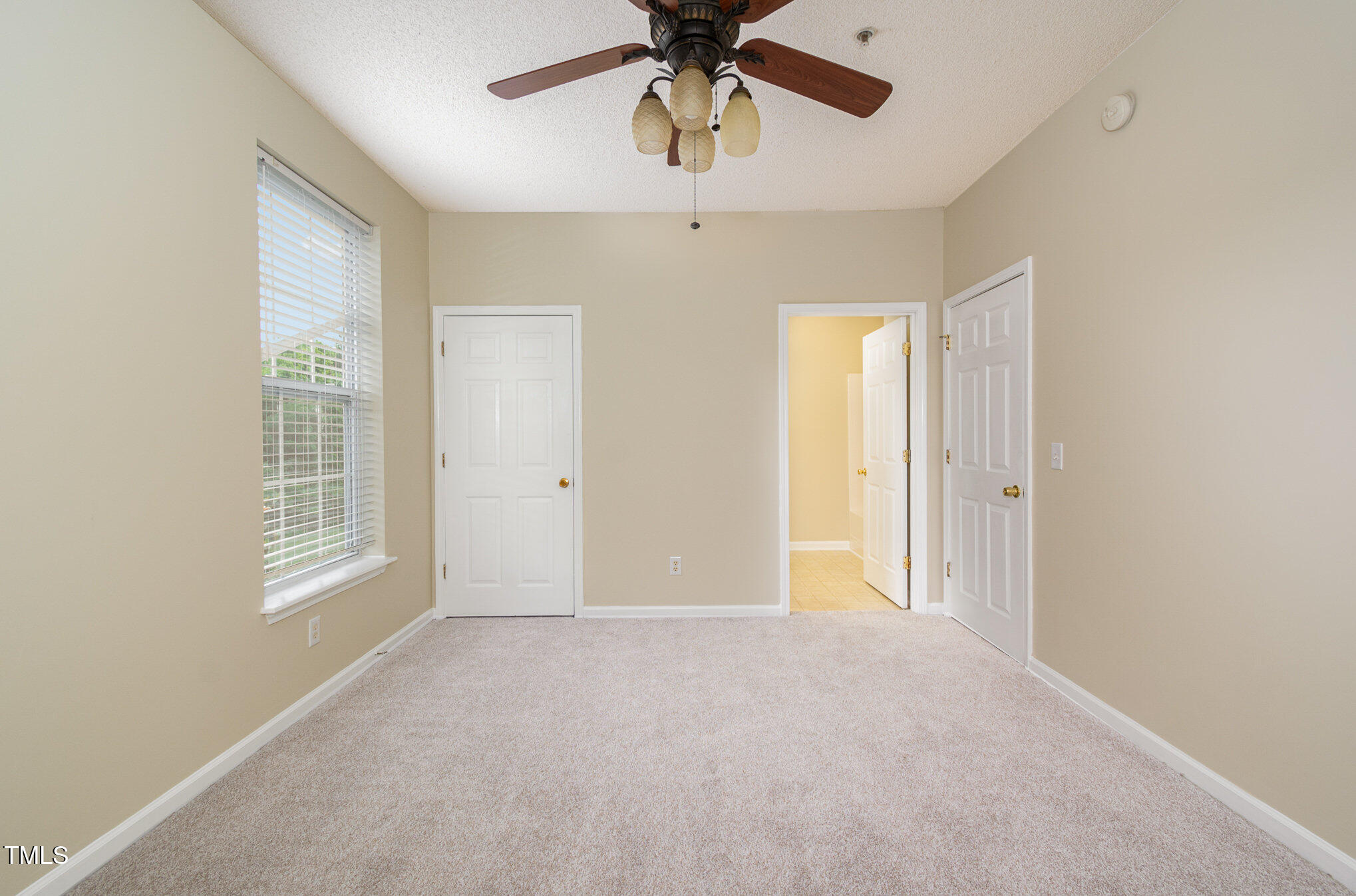 3009 Winston Drive Unit 90