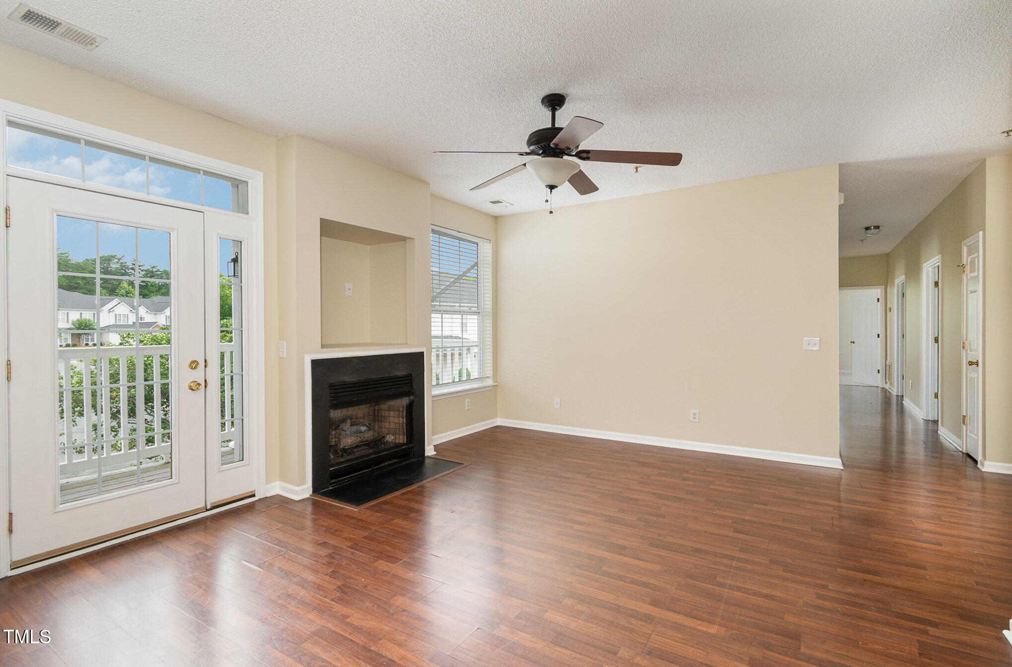 3009 Winston Drive Unit 90