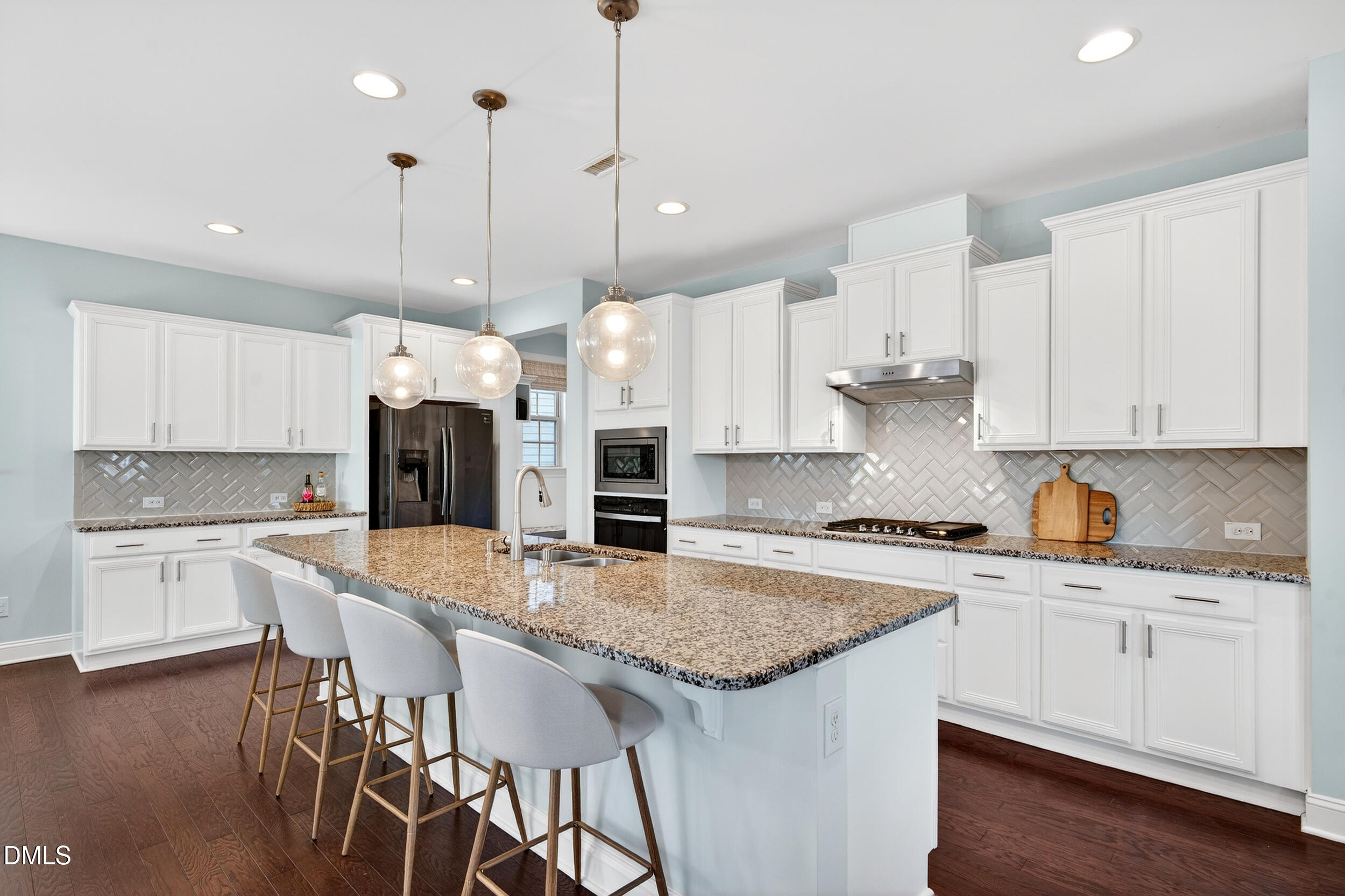 221 Birdsgrove Court