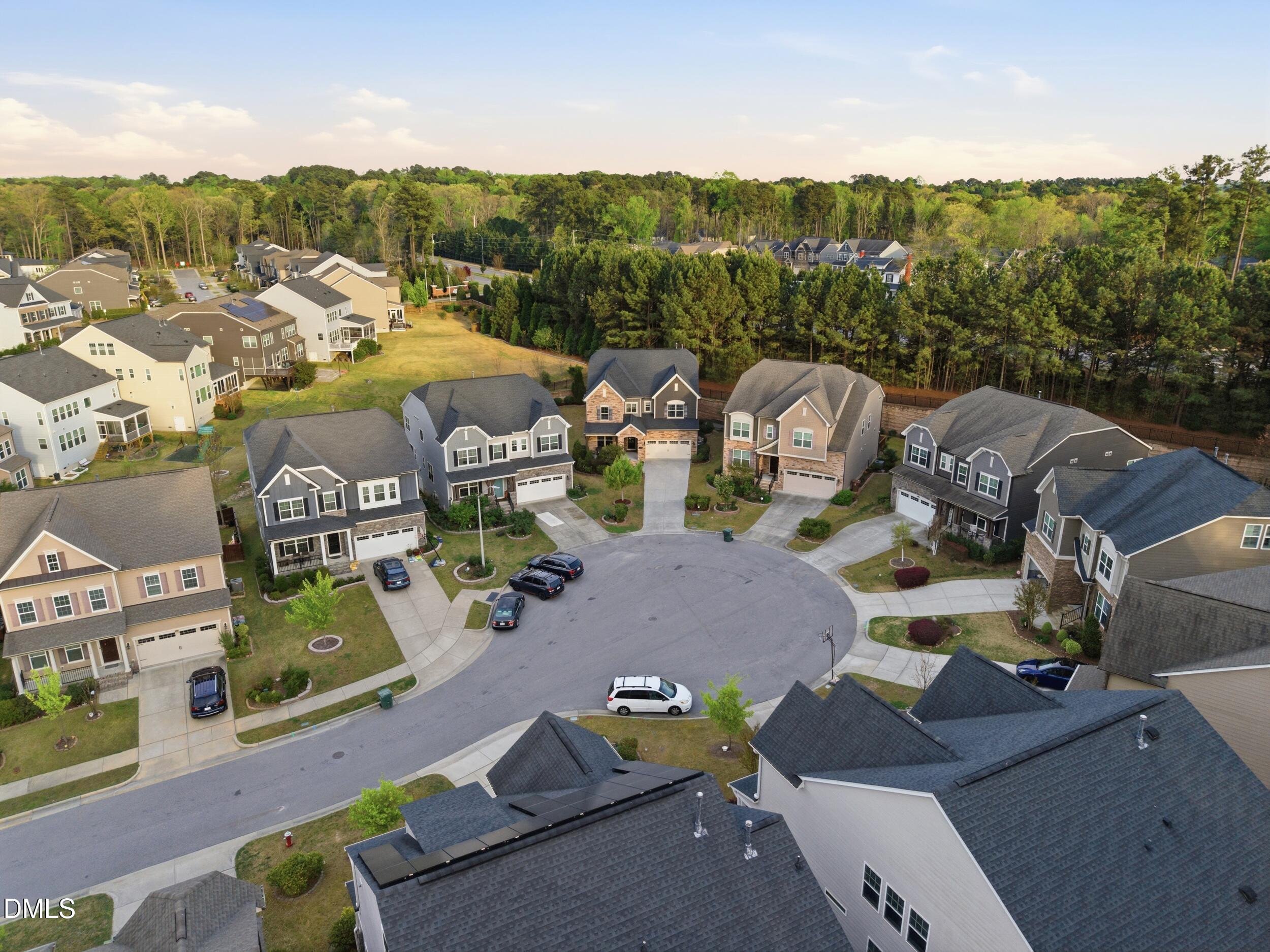 221 Birdsgrove Court